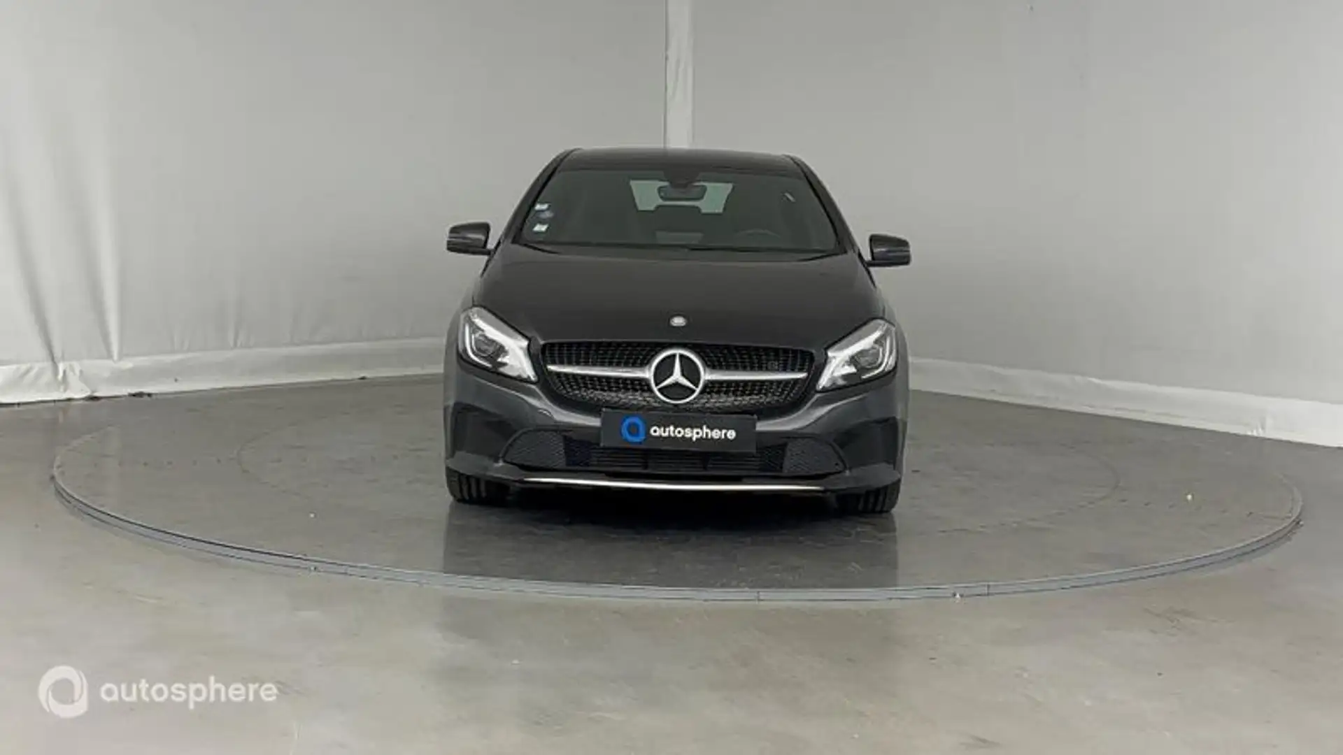 Mercedes-Benz A 180 180 Sensation 7G-DCT - 2