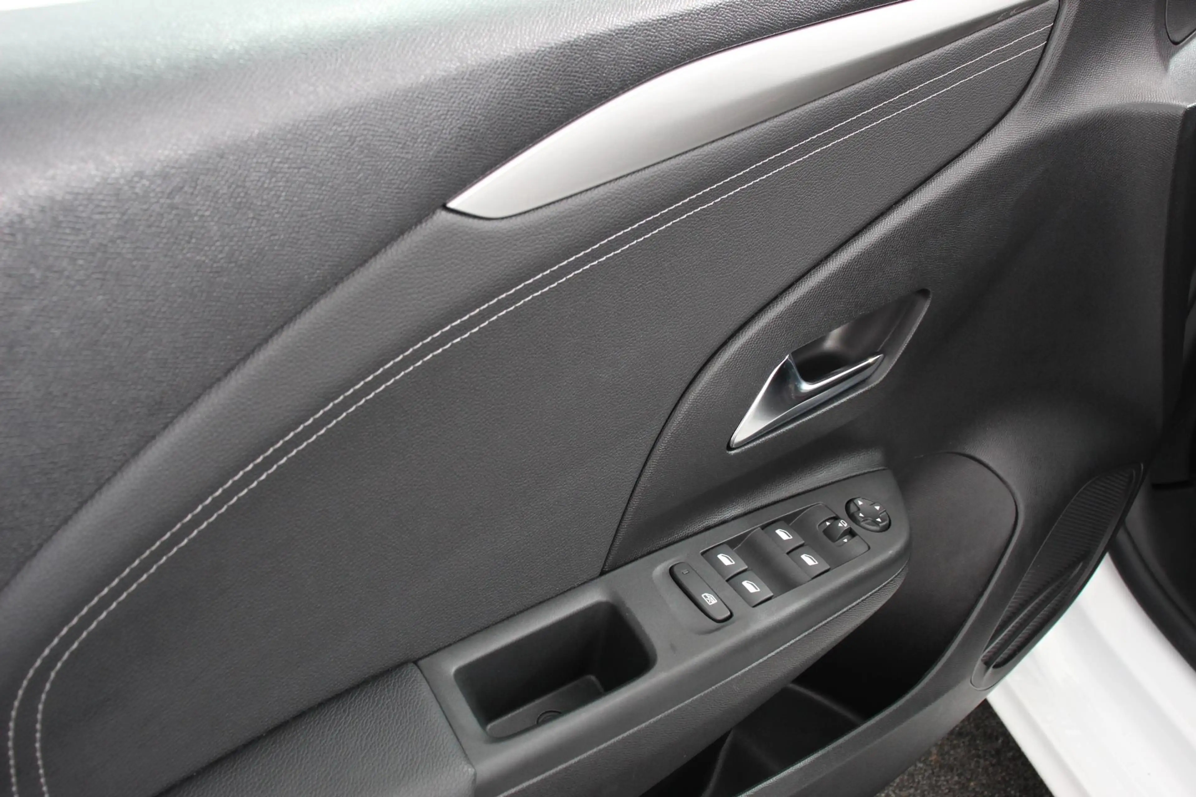Opel Corsa 1.2 100pk GS Line Navigatie Appel Carplay/Android — photo 12