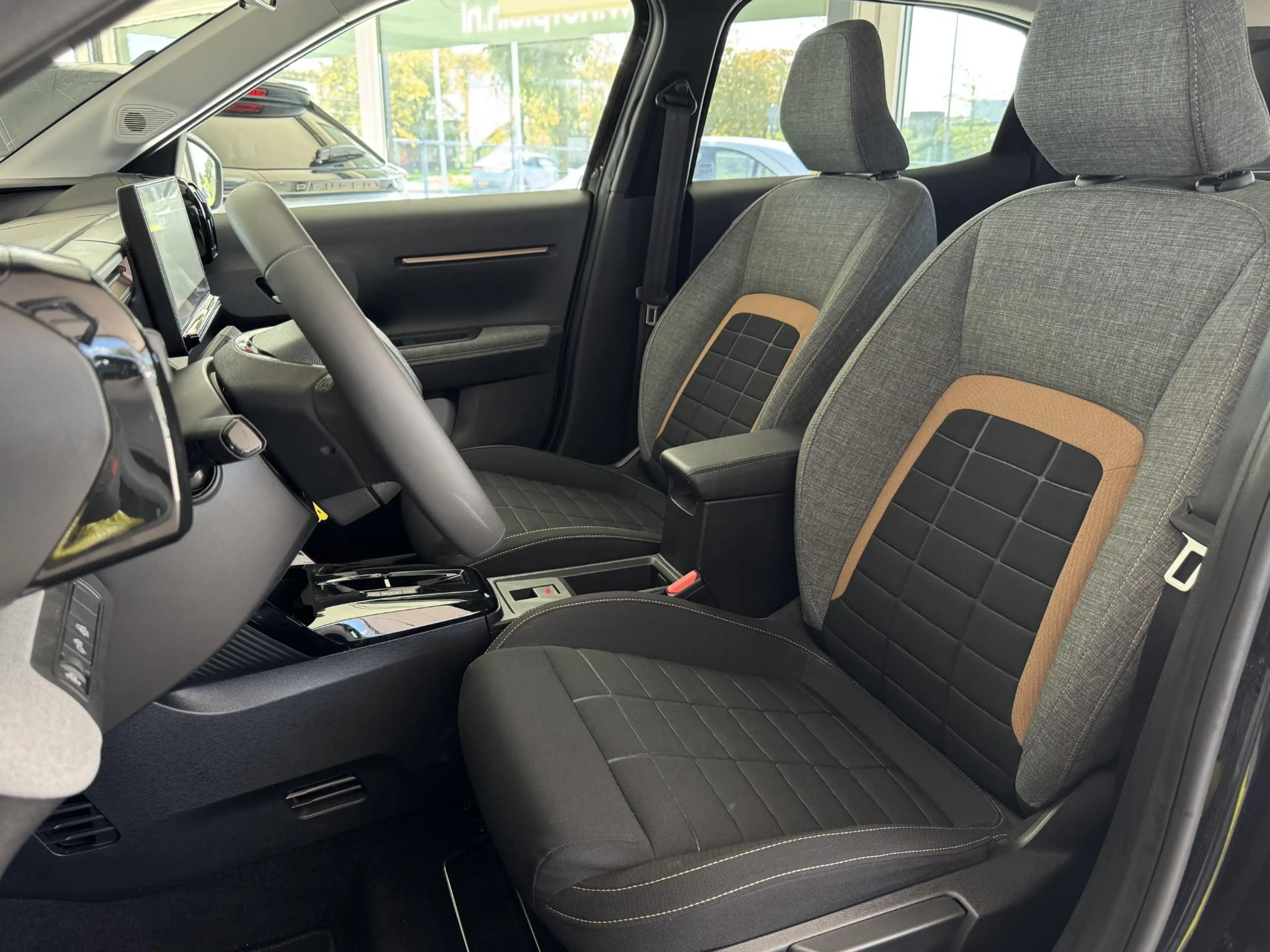 Citroen C3 Aircross 1.2 Hybrid 145pk Plus | Automaat | Camera | Carpla — photo 8