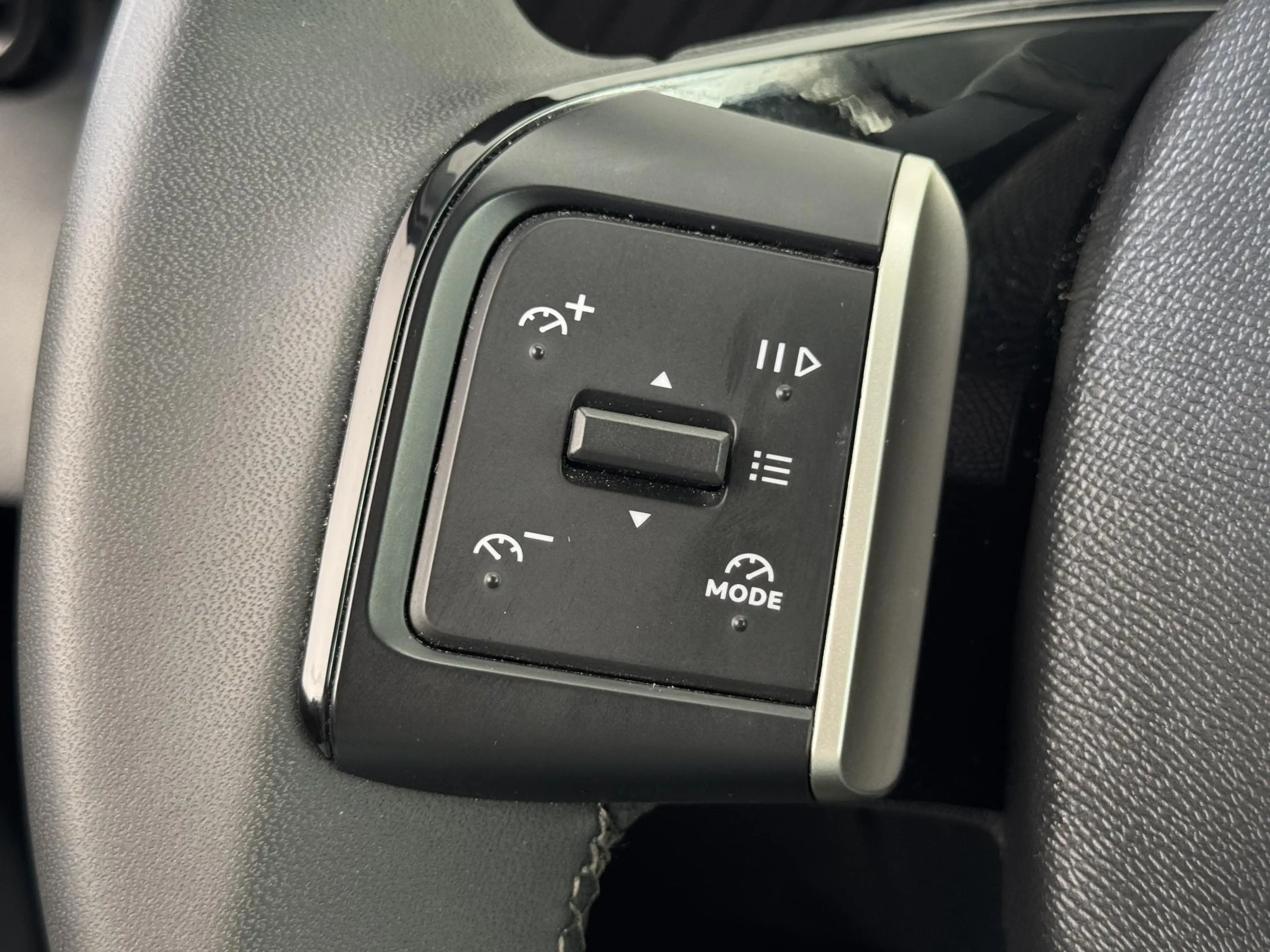 Citroen C3 Aircross 1.2 Hybrid 145pk Plus | Automaat | Camera | Carpla — photo 17