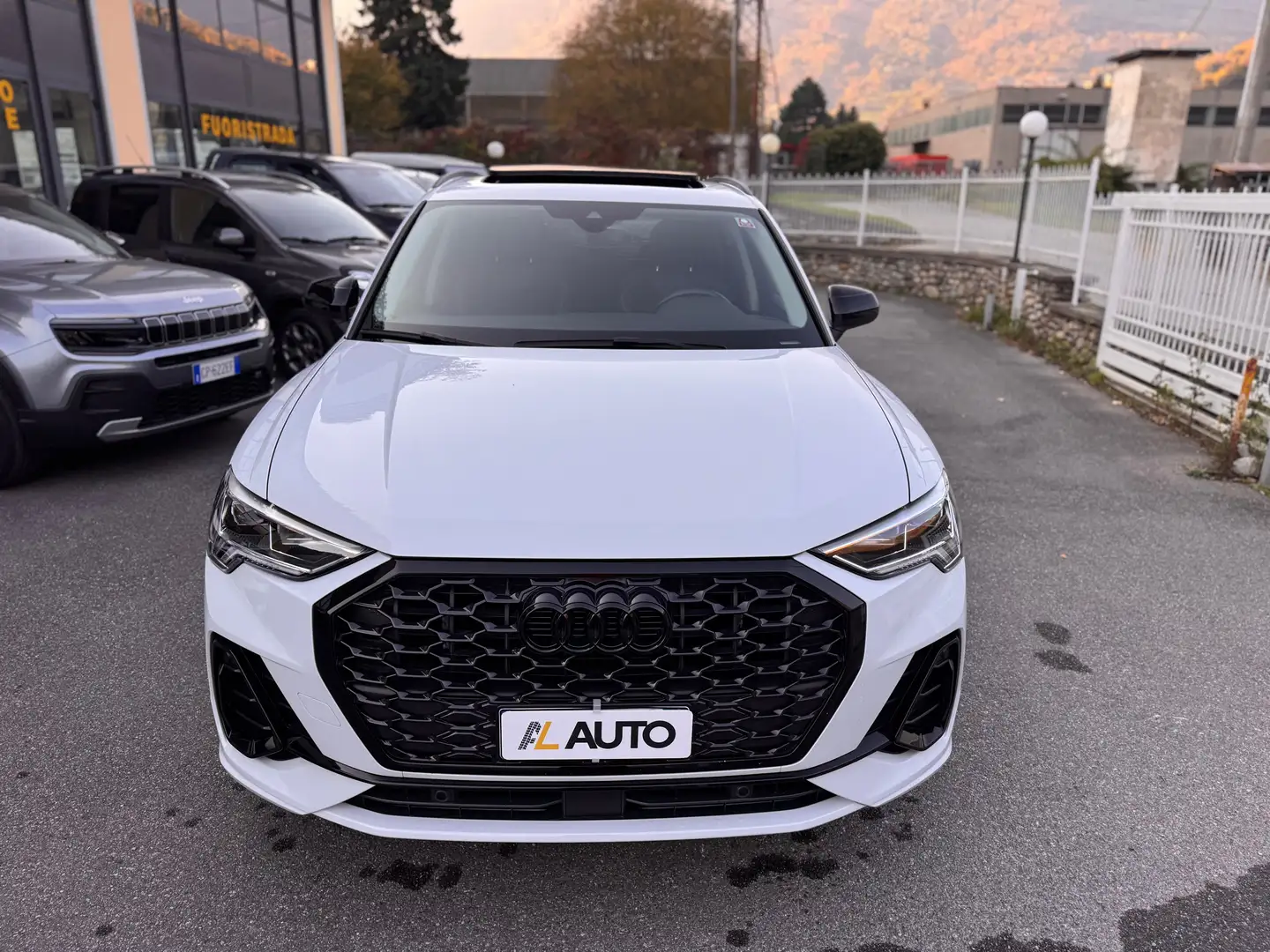 Audi Q3 Q3 2.0 tdi Sport 150cv s-tronic Weiß - 2
