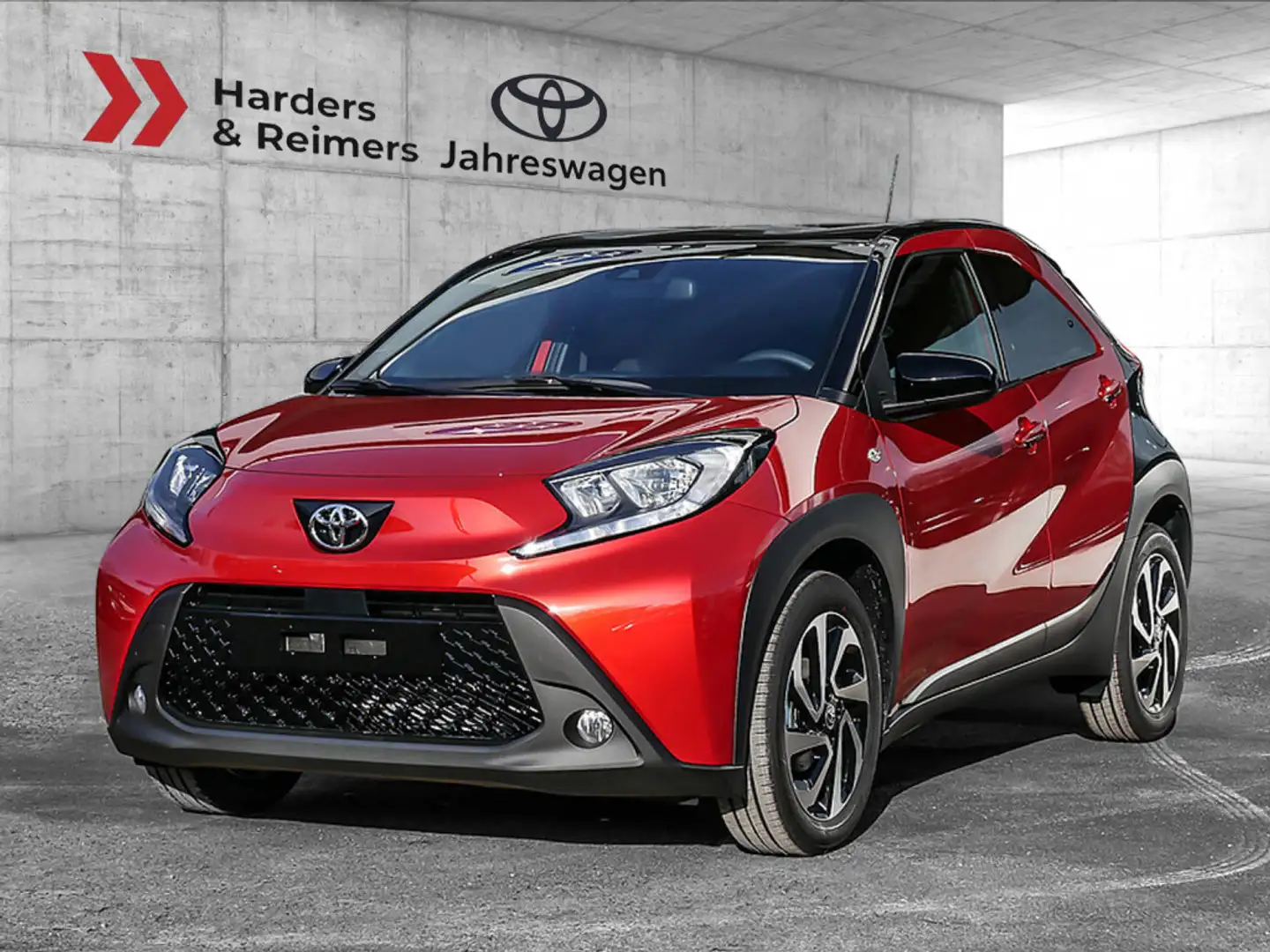 Toyota Aygo X 1.0 Team D KLIMA SHZ KAMERA ACC Rood - 1