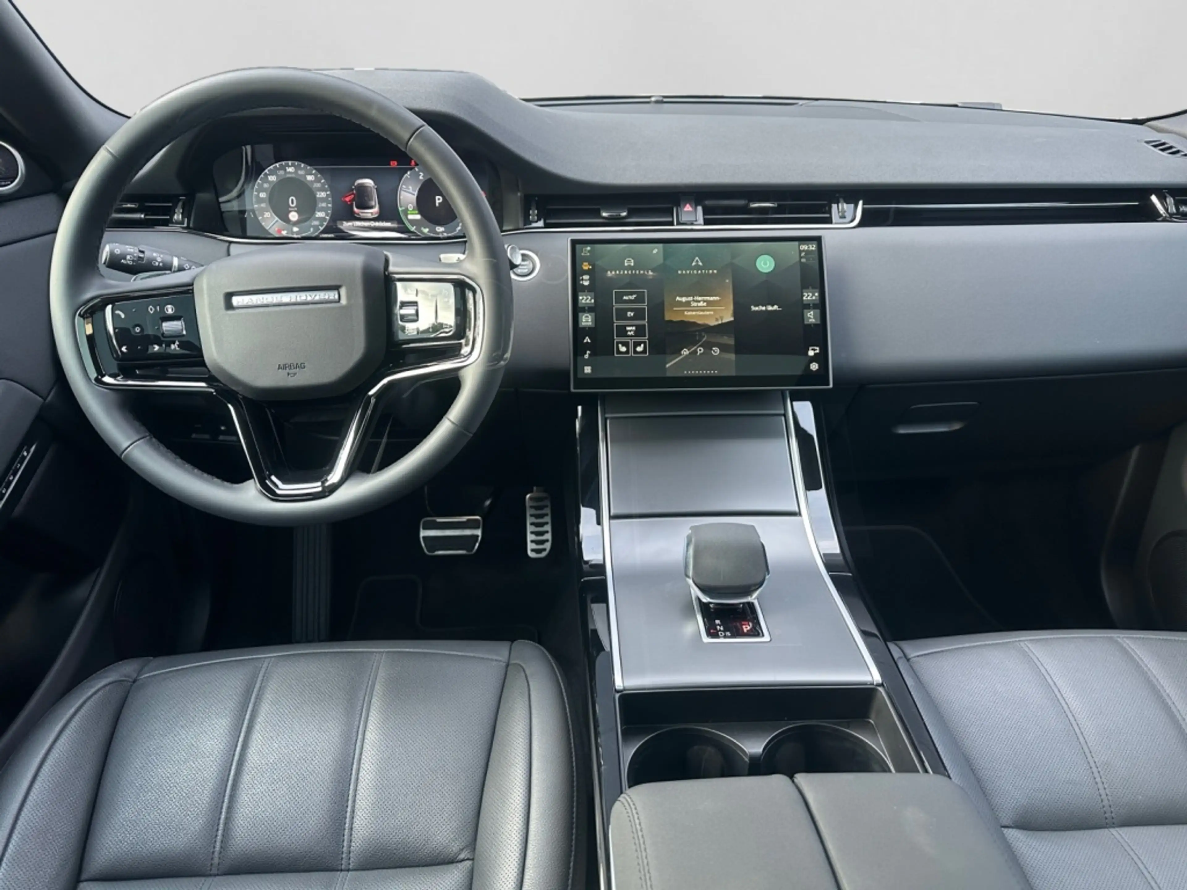 Land Rover Range Rover Evoque P300e AWD DYNAMIC SE DISTR|LM — photo 5