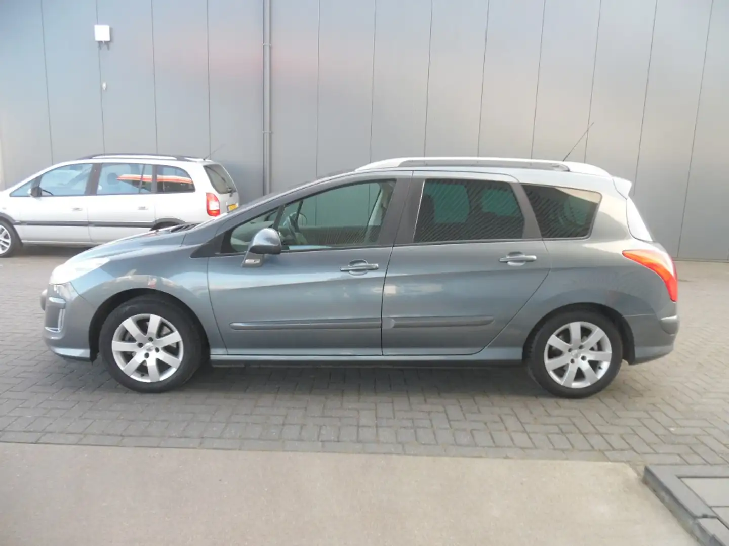 Peugeot 308 1.6 THP ALLURE Gris - 2