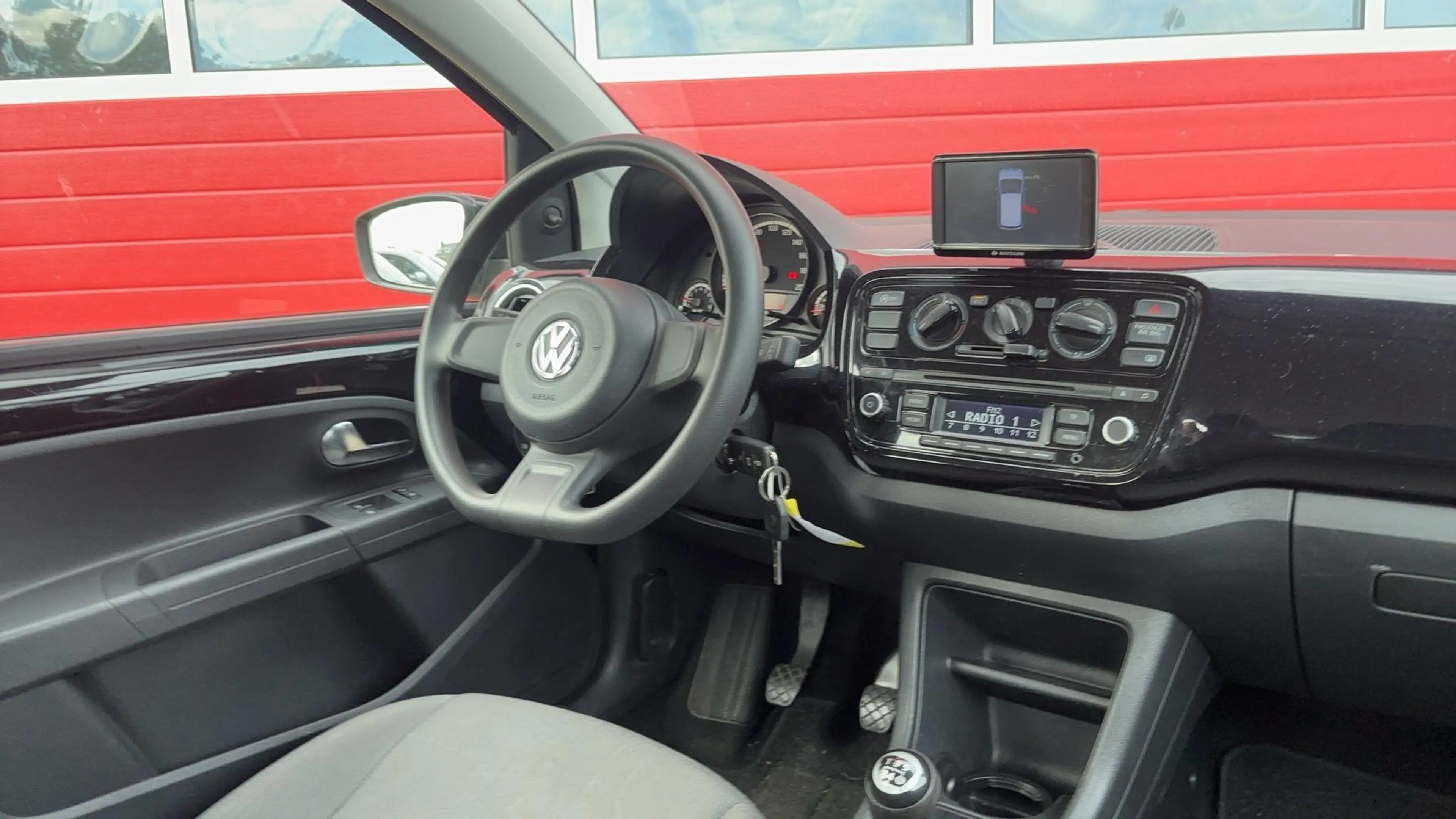 Volkswagen up! 1.0 move up! BlueMotion NAVI / AIRCO / BLUETOOTH / — photo 3