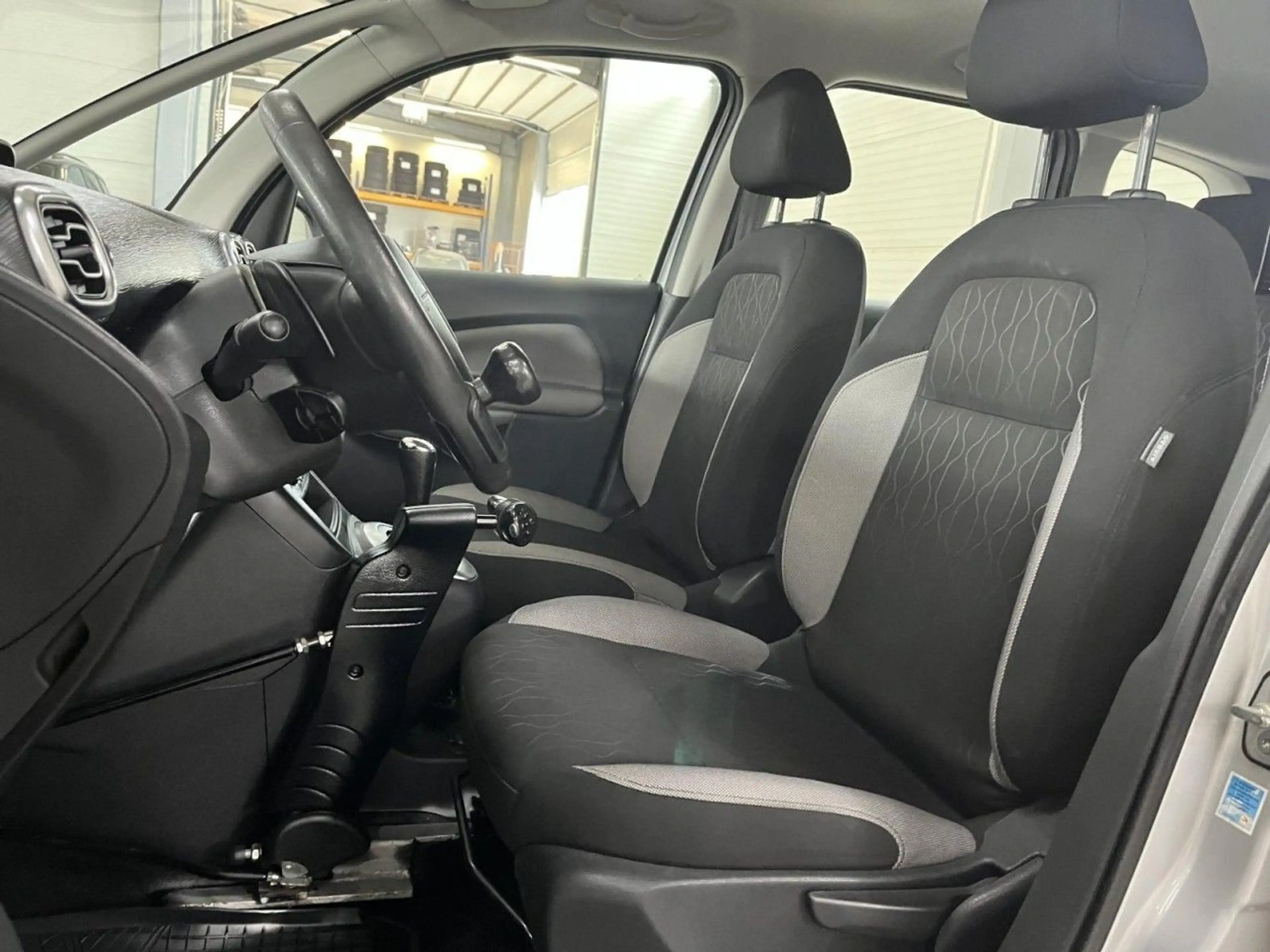 Citroen C3 Picasso BEHINDERTENGERECHT HANDGAS/HANDBREMSE 1.6 BENZIN 1 — photo 15