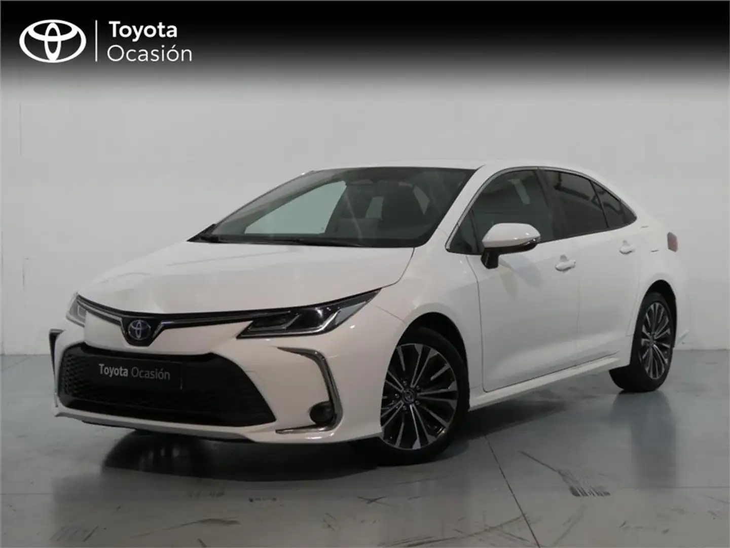 Toyota Corolla Sedán 140H Style Beyaz - 1