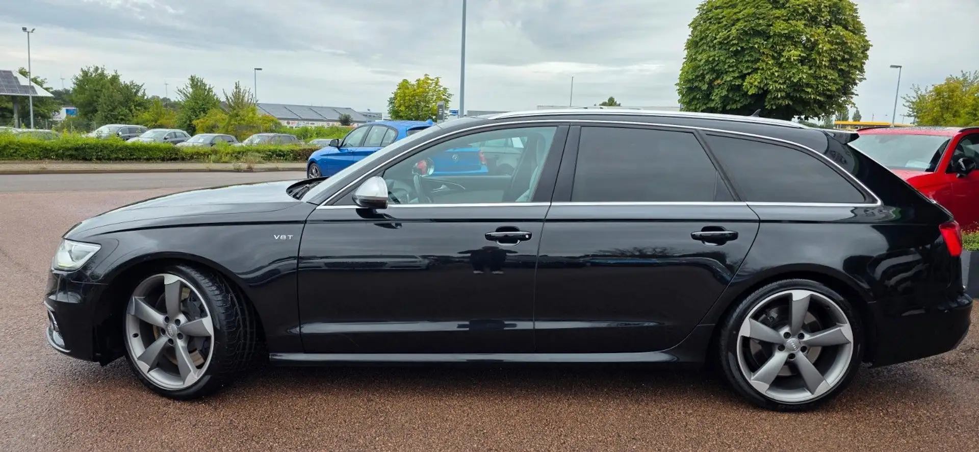 Audi S6 Avant 4.0 TFSI quattro+BOSE+PANO+ACC+NAVI+LUF Schwarz - 2
