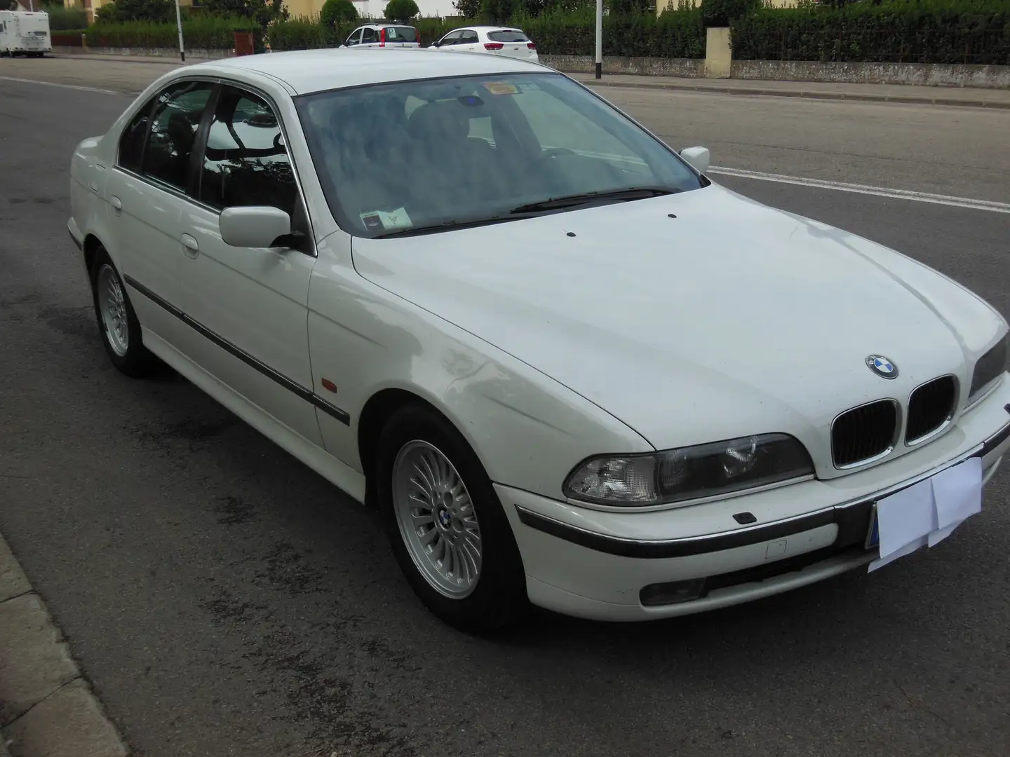 BMW 528 Serie 5 E39 Berlina 528i Eletta Bílá - 1