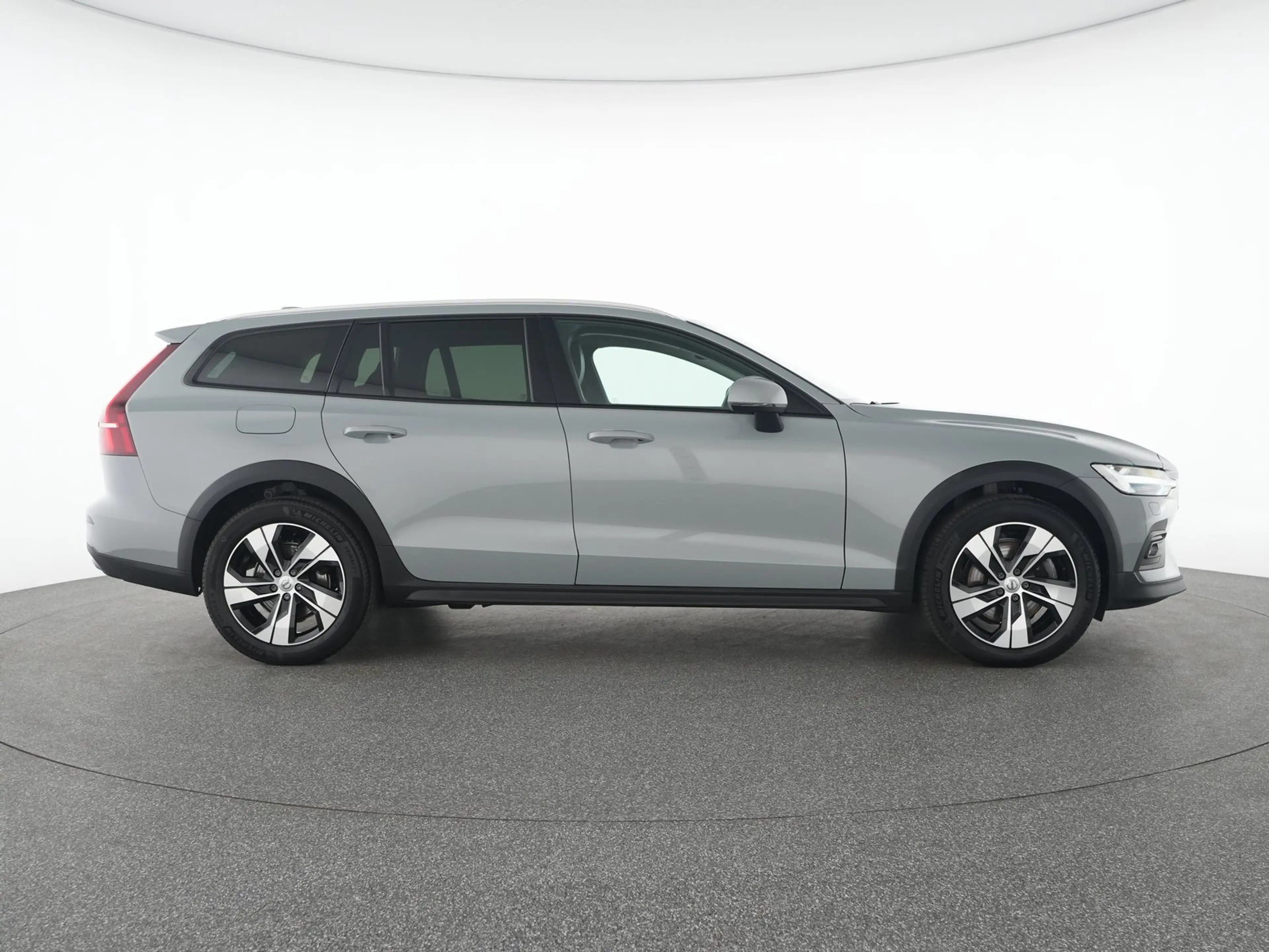 Volvo V60 Cross Country V60 CC B4 AWD Plus LEDER*ACC*VOLL-LED — photo 12