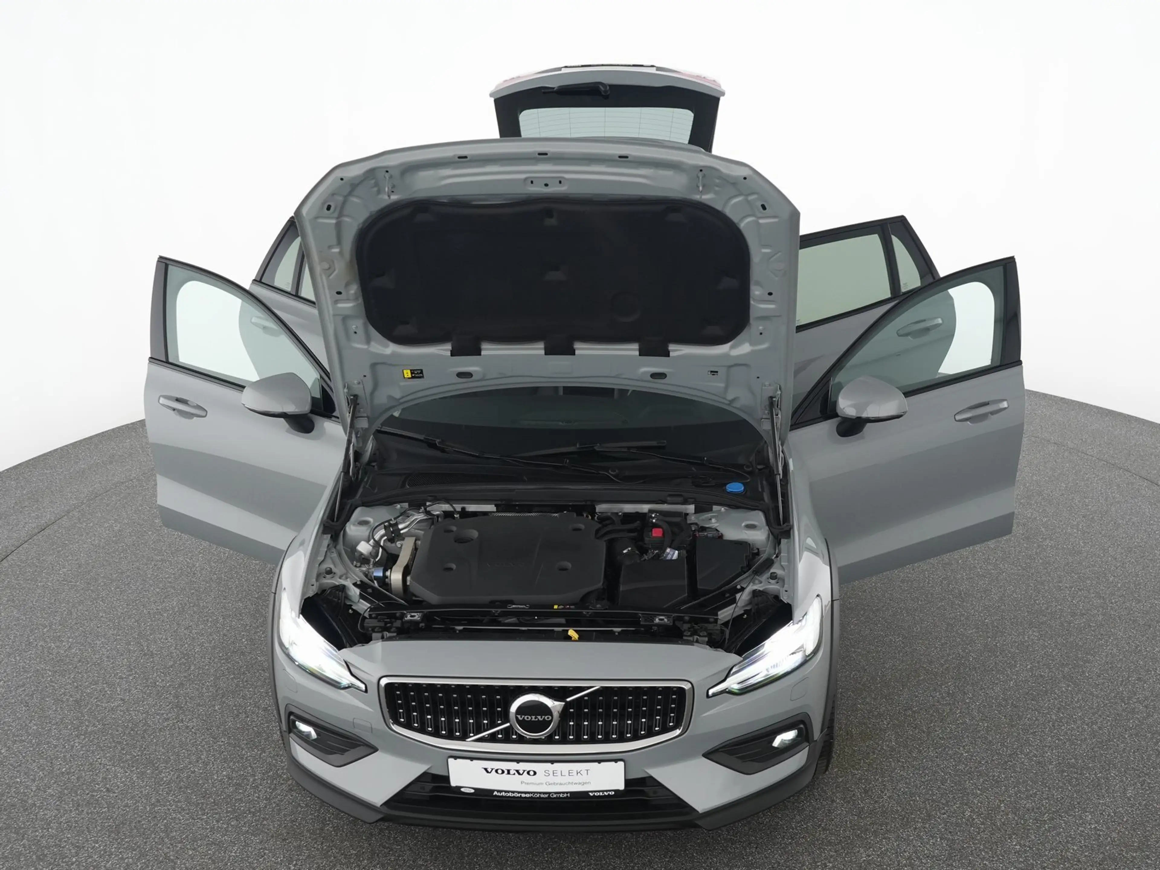 Volvo V60 Cross Country V60 CC B4 AWD Plus LEDER*ACC*VOLL-LED — photo 13