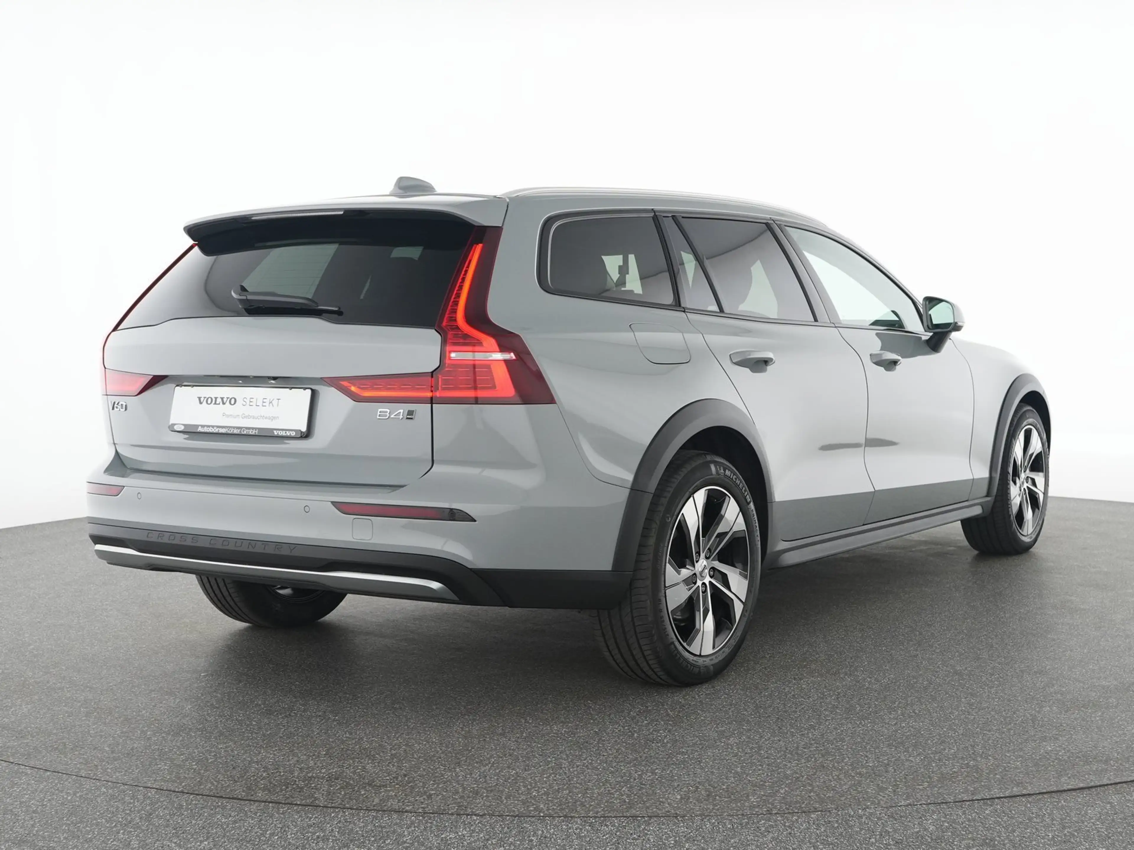 Volvo V60 Cross Country V60 CC B4 AWD Plus LEDER*ACC*VOLL-LED — photo 2