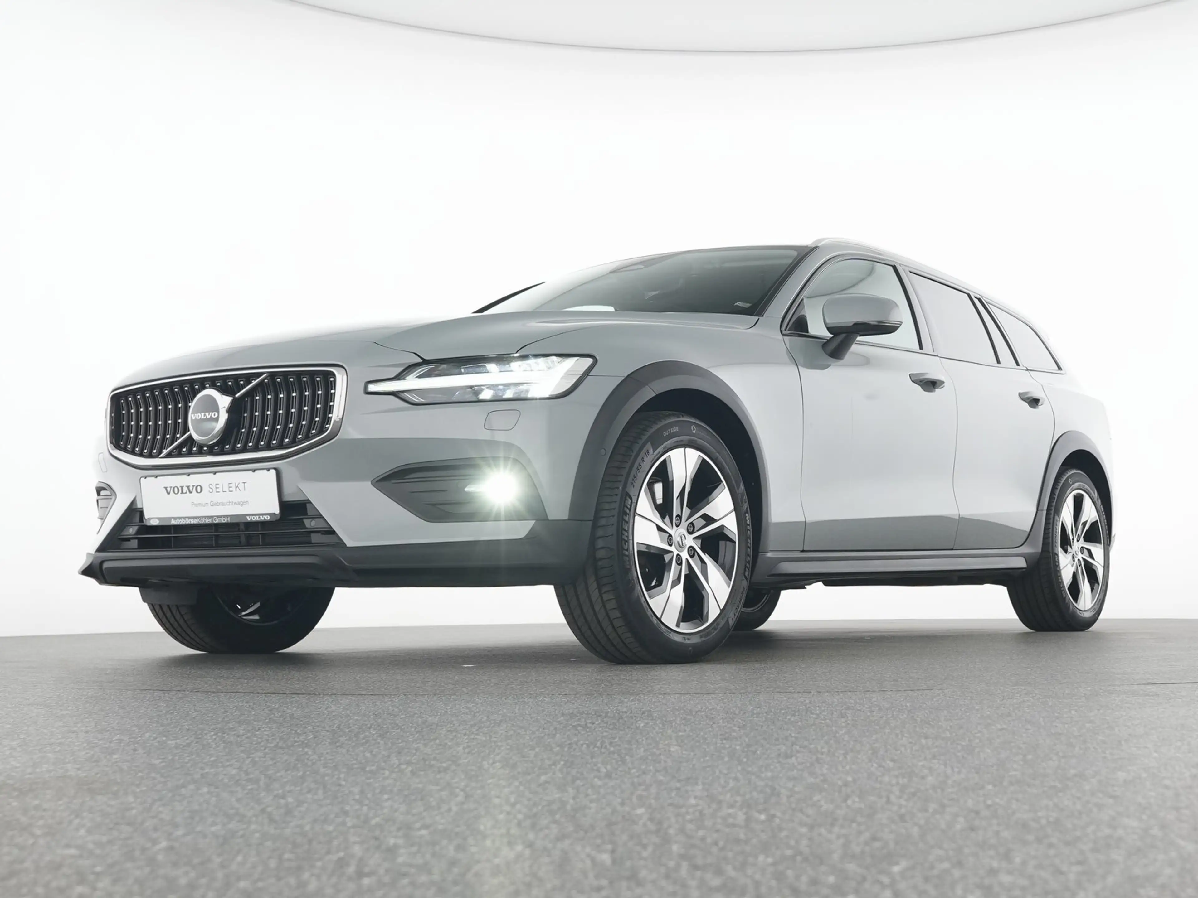 Volvo V60 Cross Country V60 CC B4 AWD Plus LEDER*ACC*VOLL-LED — photo 7