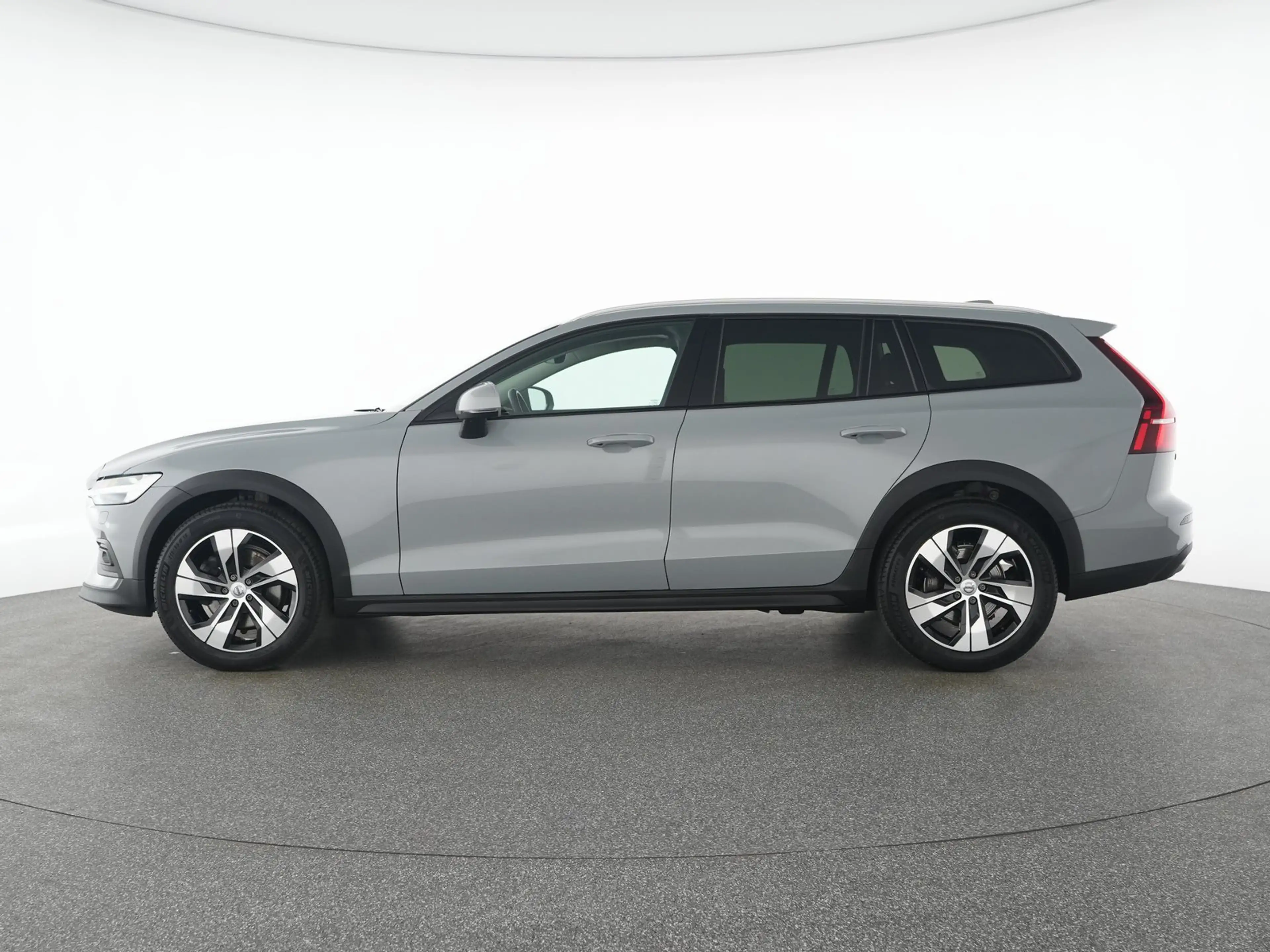 Volvo V60 Cross Country V60 CC B4 AWD Plus LEDER*ACC*VOLL-LED — photo 11