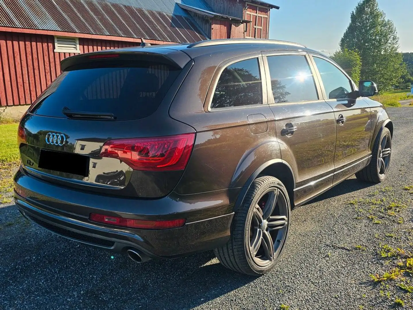Audi Q7 Brun - 1