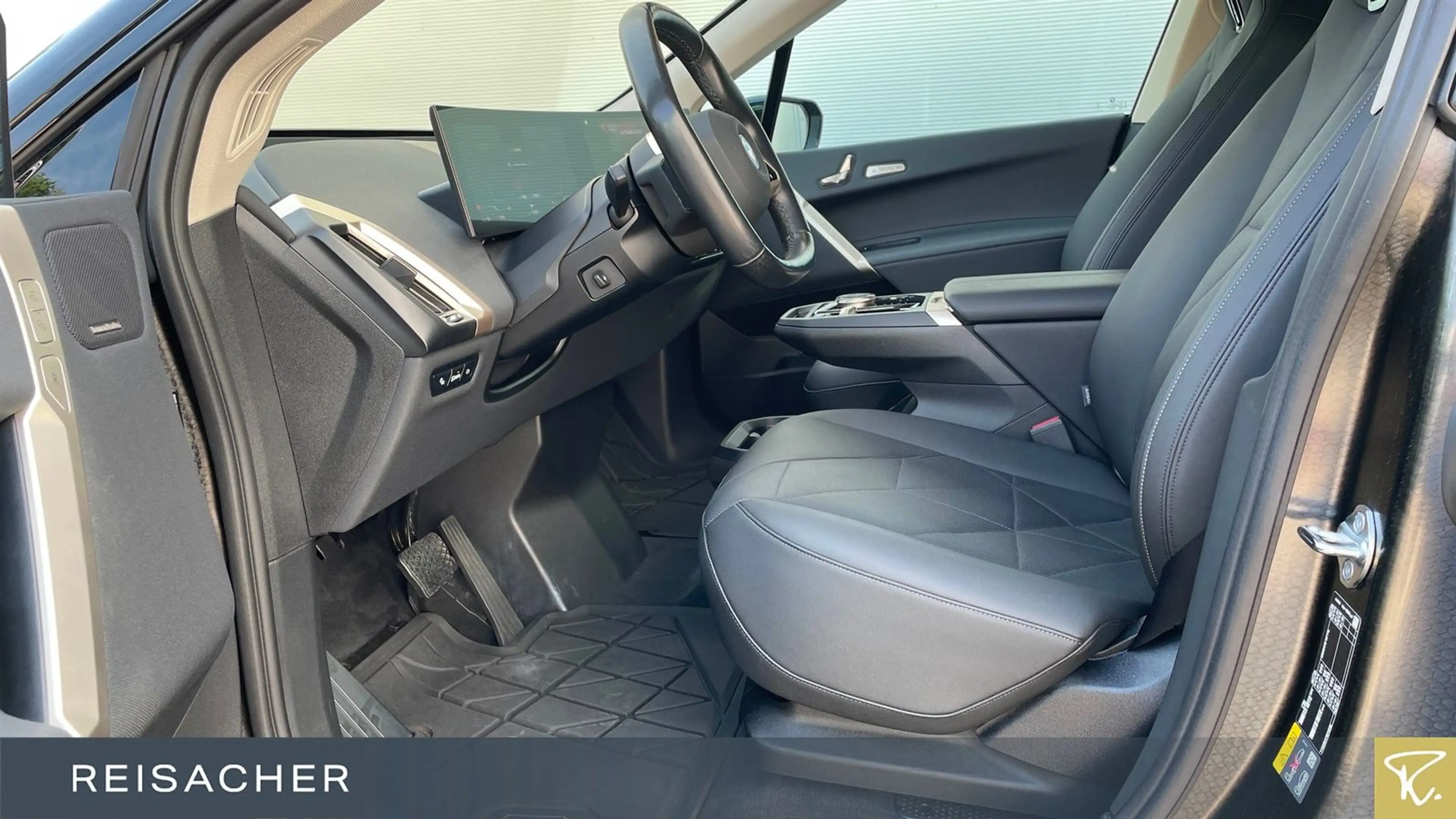 BMW iX A xDrive40 LCPro.DAPro.Laser,360°,HuD — photo 4