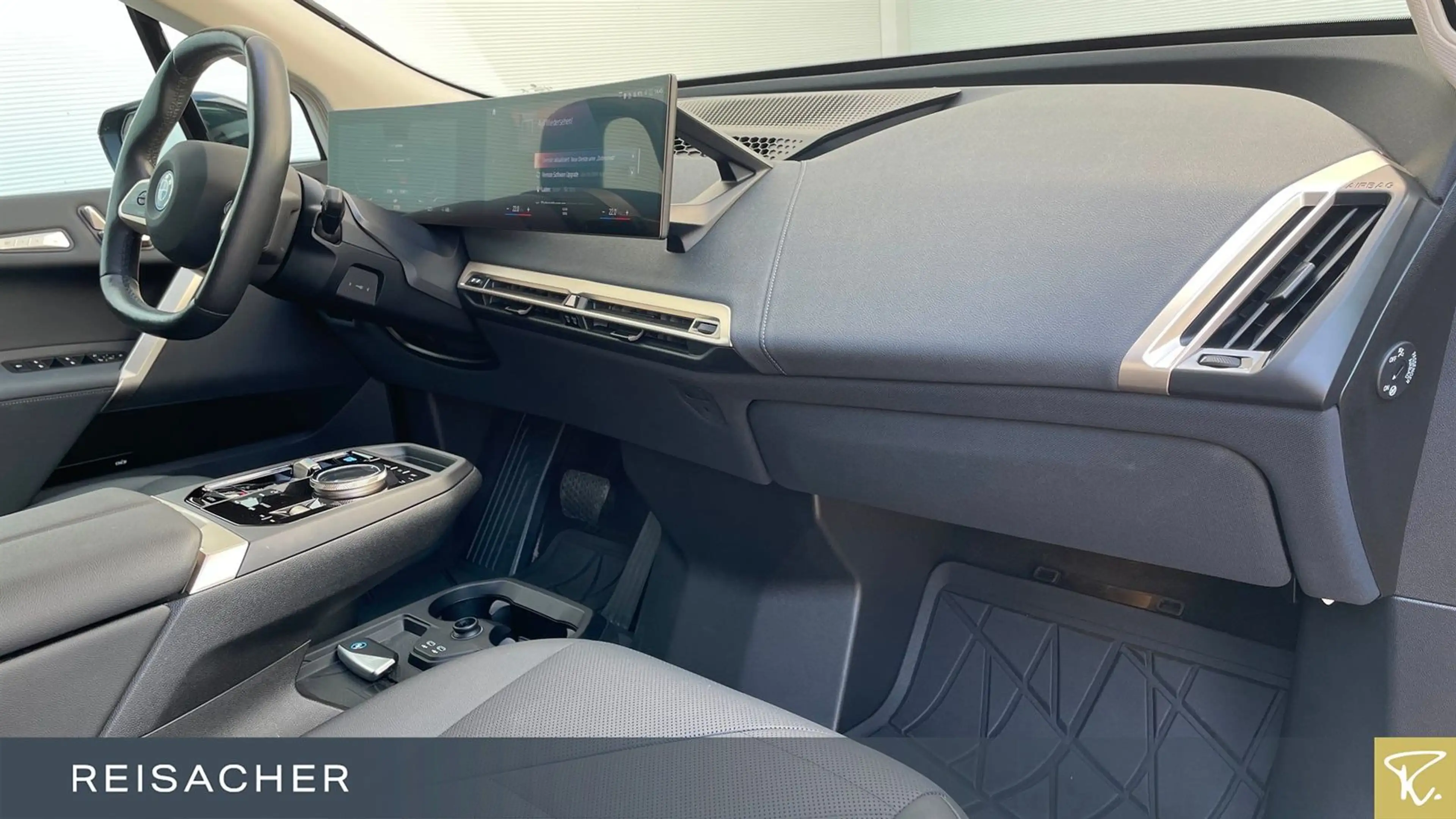 BMW iX A xDrive40 LCPro.DAPro.Laser,360°,HuD — photo 12