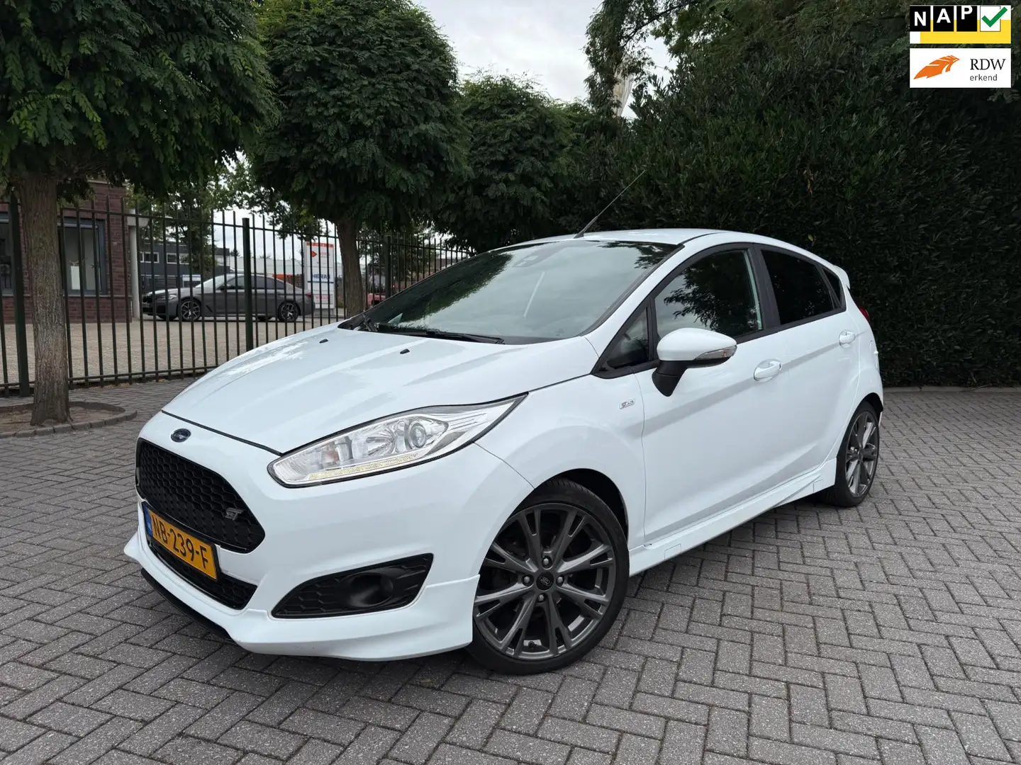 Ford Fiesta 1.0 EcoBoost ST Line, Clima, Cruise Control, Navig Wit - 1
