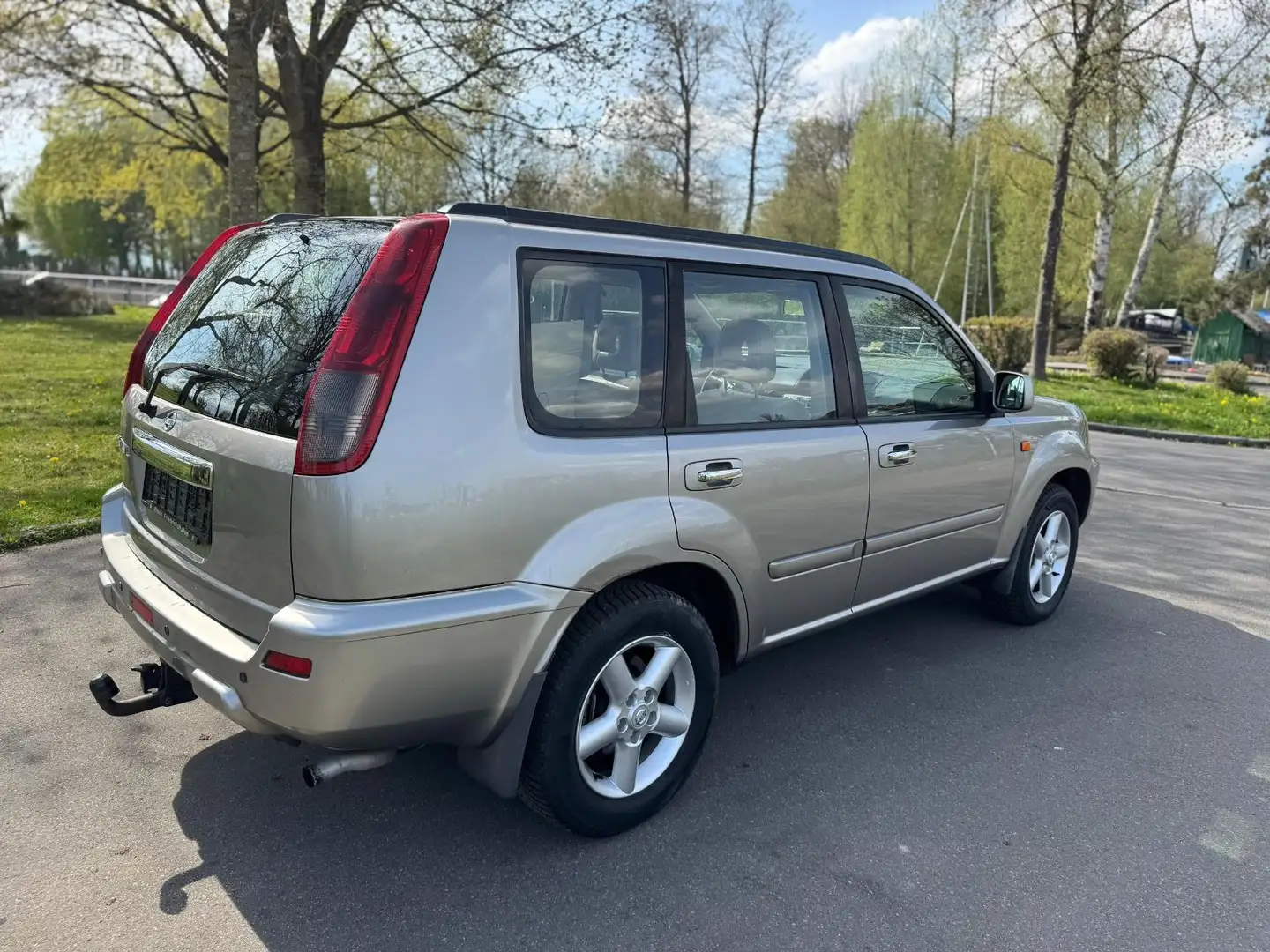 Nissan X-Trail Comfort Silber - 2