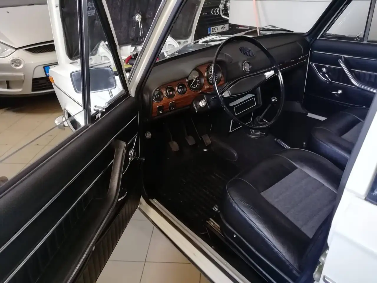 VAZ 2103, foto 3