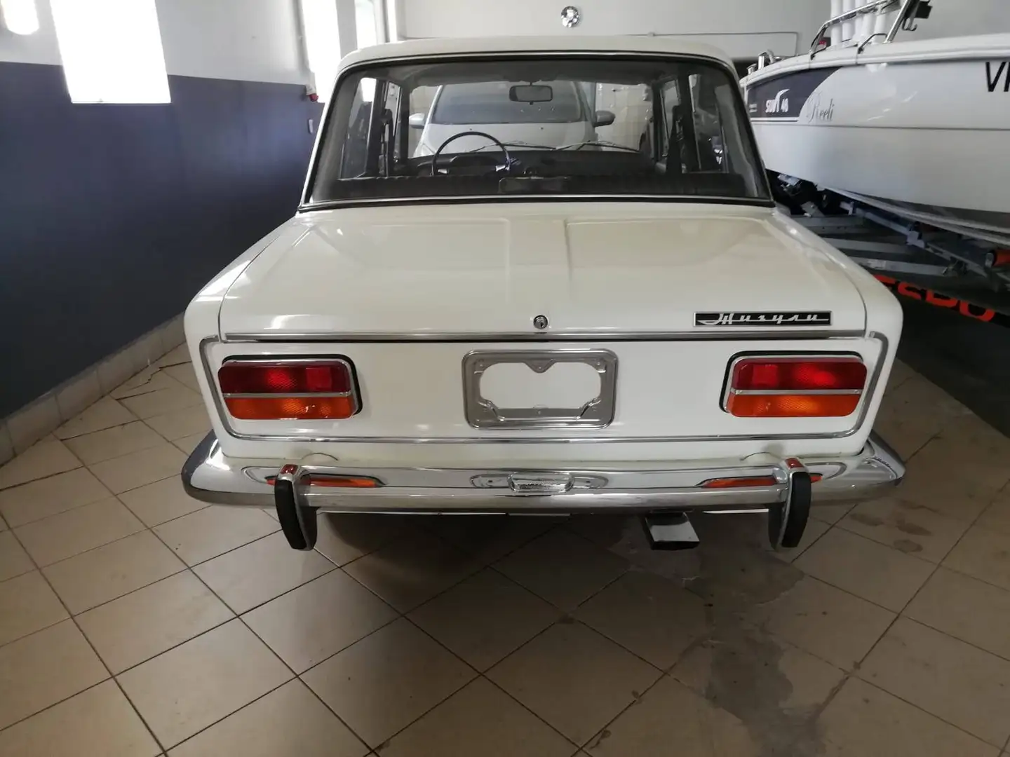 VAZ 2103 Weiß - 2