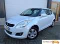 Suzuki Swift 1.2 4x4 AircoElektrPakketStoelverwarmdBluetooth Wit - thumbnail 1