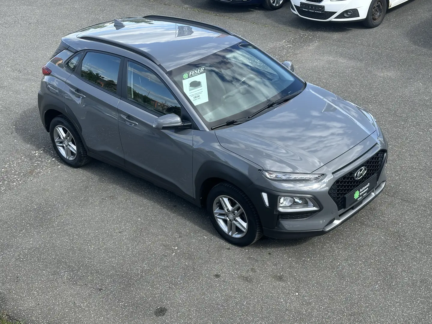 Hyundai KONA 1.0 T-GDI YES! Plus 2WD NAVI LED KAM Grijs - 1