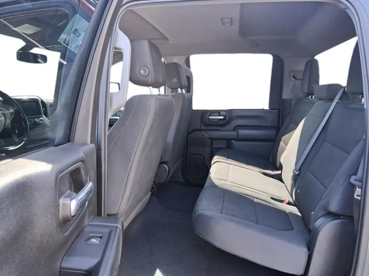 Chevrolet Silverado 2500 снимка Chevrolet Silverado 2500