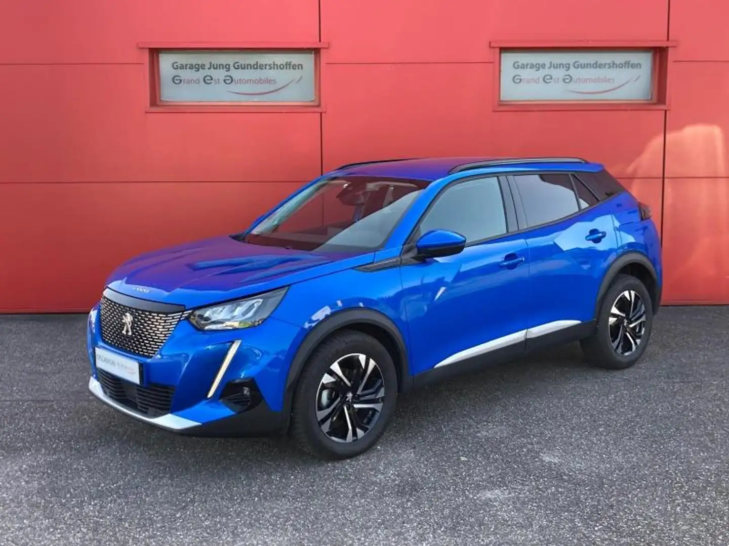Peugeot 2008 1.2 Essence 130ch S\u0026S Allure Pack EAT8/Eligib Bleu - 1