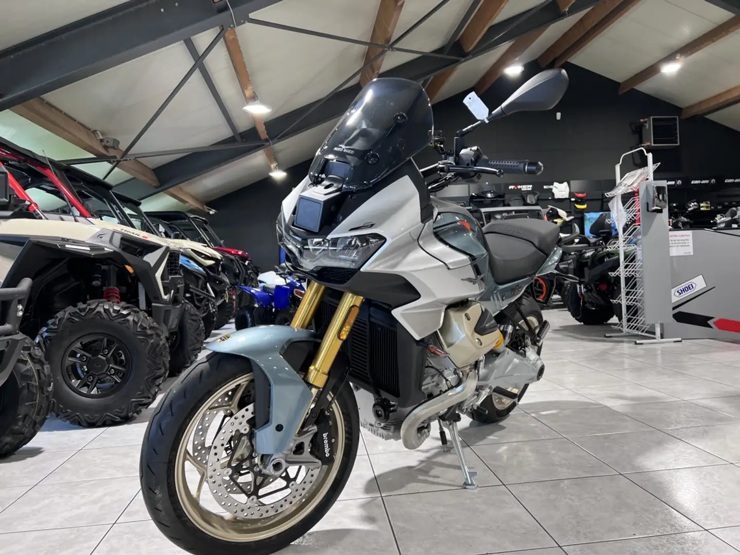 Moto Guzzi V 100 S MANDELLO Groen - 2