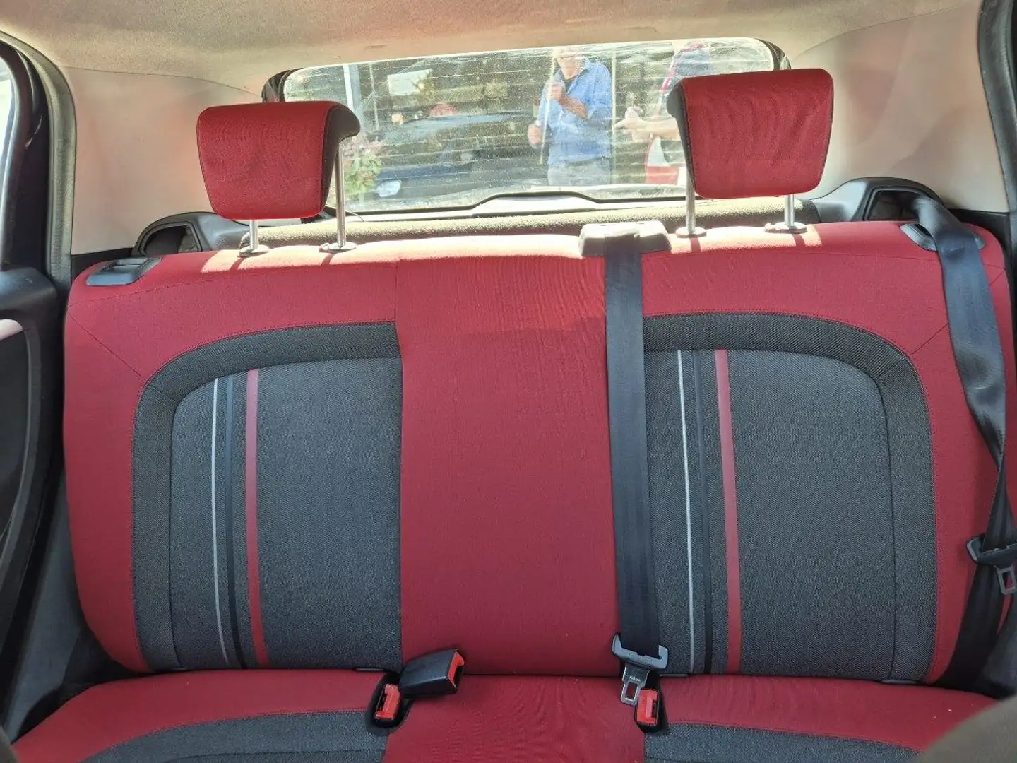 Fiat Punto 1.4 8V 5 porte Easypower Lounge GPL Zwart - 2