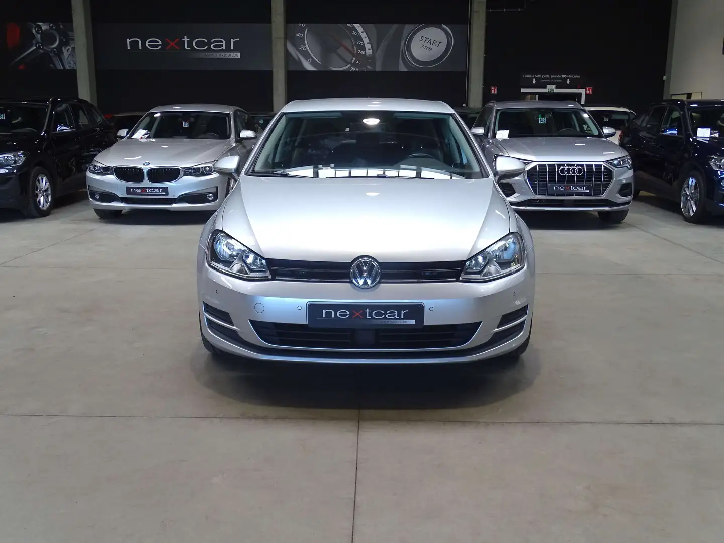 Volkswagen Golf 1.6TDi Trendline *NAVI-18\-CRUISE-PARKING AR* Argent - 2