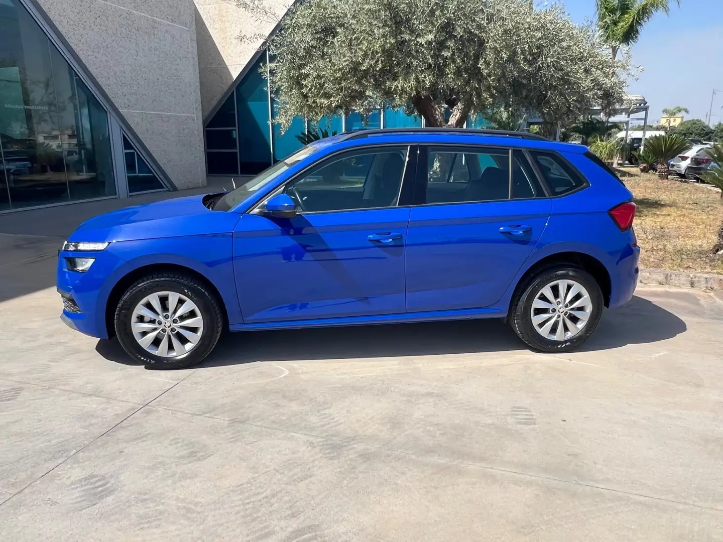 Skoda Kamiq 1.0 tsi Ambition 95cv Blu/Azzurro - 2