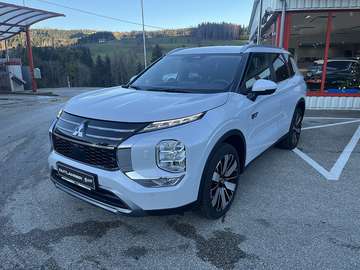 2,4 PHEV S-AWC Intense