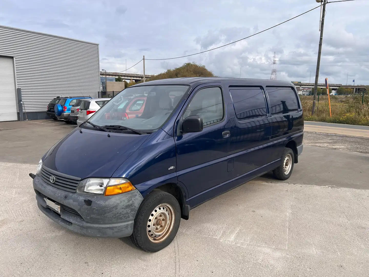Toyota Hiace 2.5 Turbo D4D GL Niebieski - 2