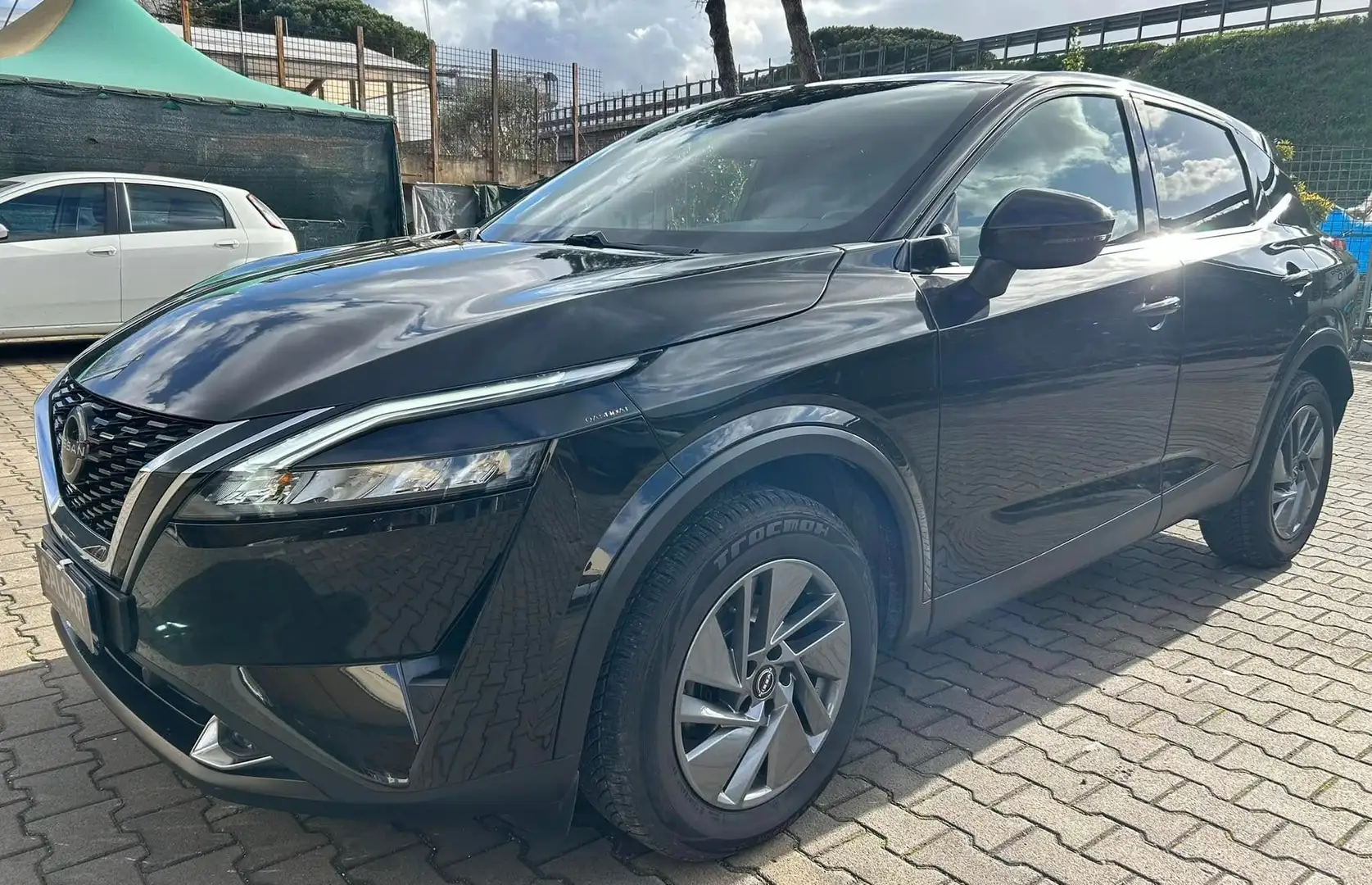 Nissan Qashqai 1.3 MHEV 158 CV Xtronic Nero - 1