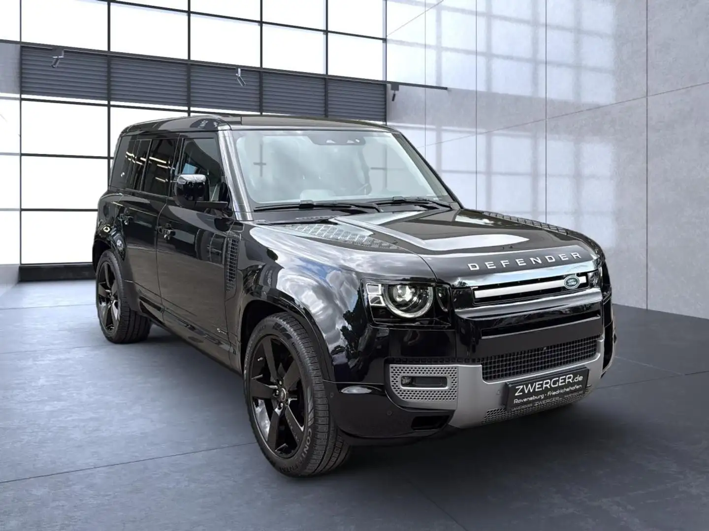 Land Rover Defender 110 D250 X-Dynamic HSE 7-Sitze 22"Alu LED Noir - 1