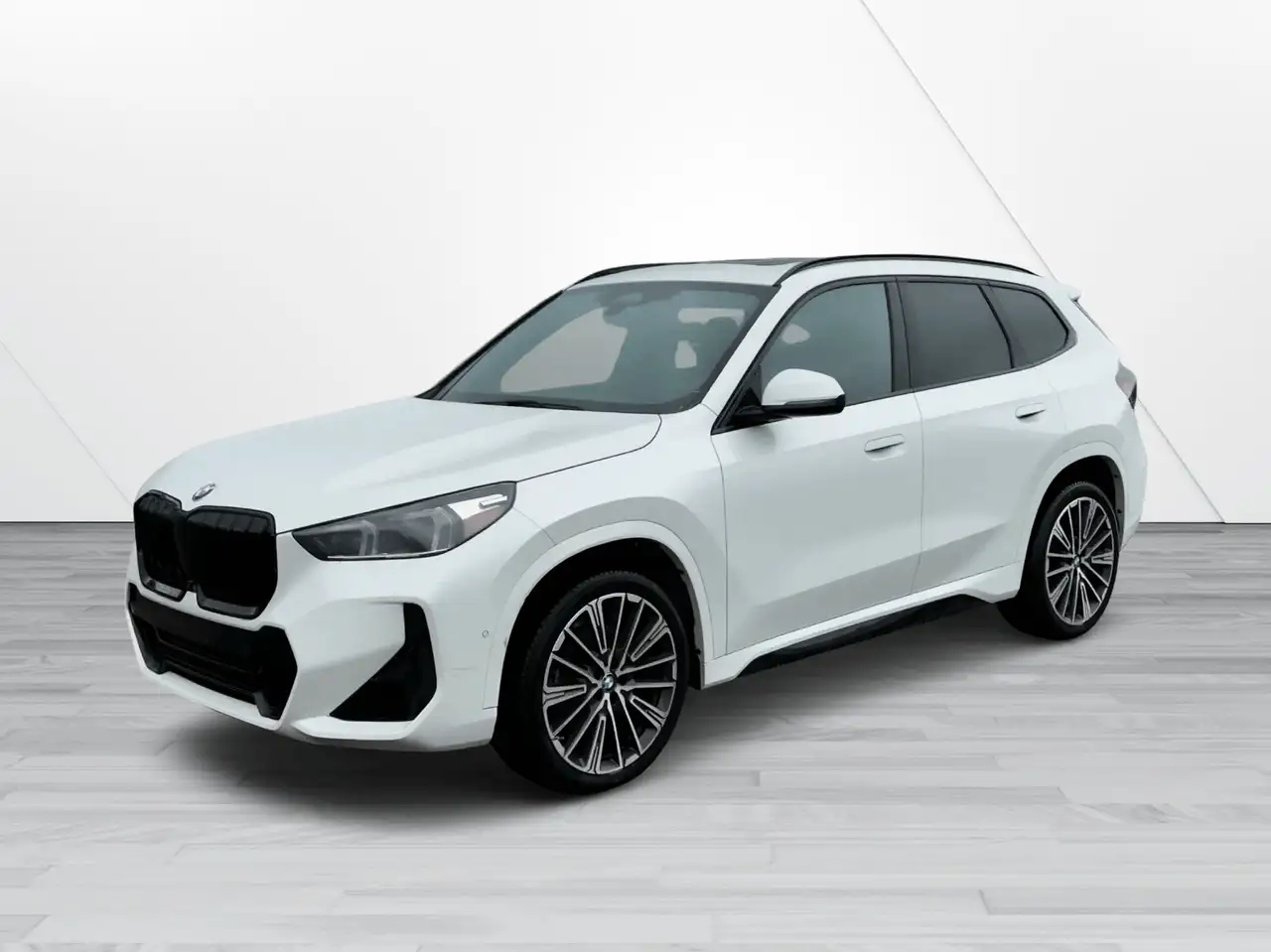BMW X1 снимка BMW X1