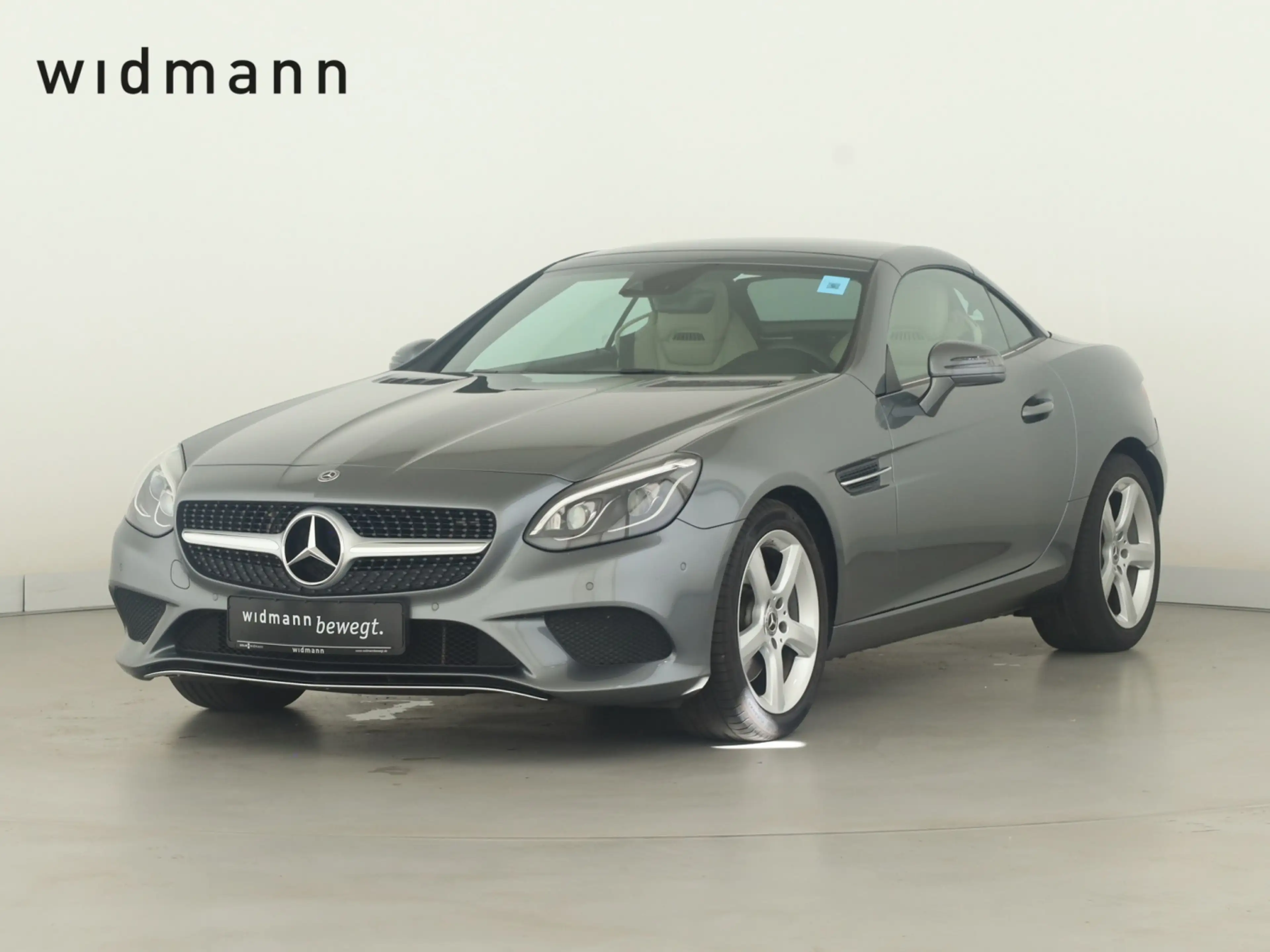 Mercedes-Benz SLC 200 **Airscarf*Panorama*LED+ILS*Navi*Leder**
