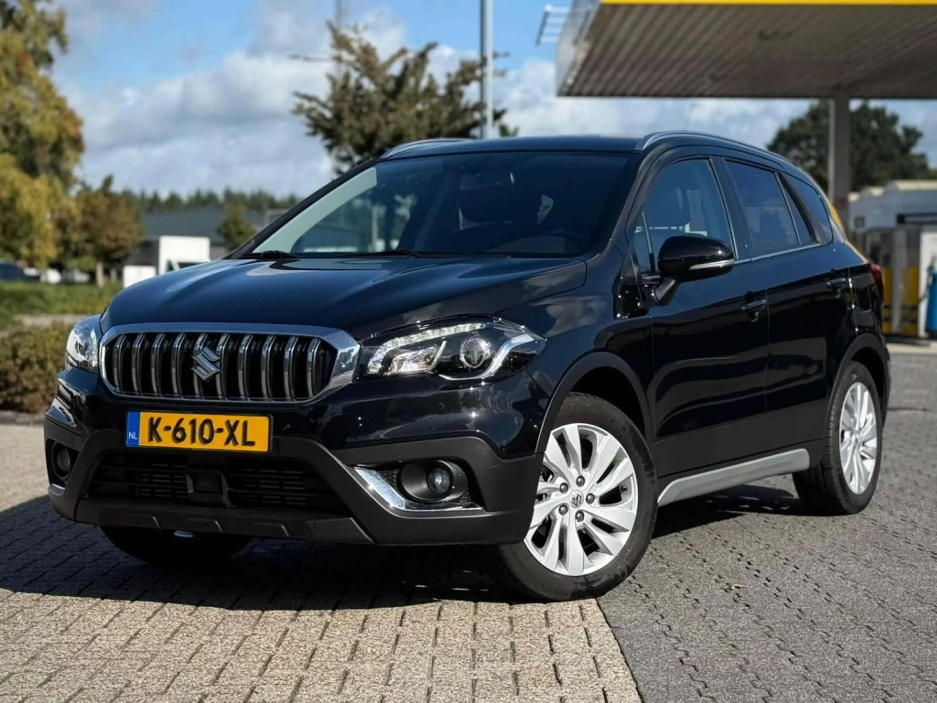 Suzuki SX4 S-Cross 1.4 SELECT CAMERA CARPLAY TREKHAAK