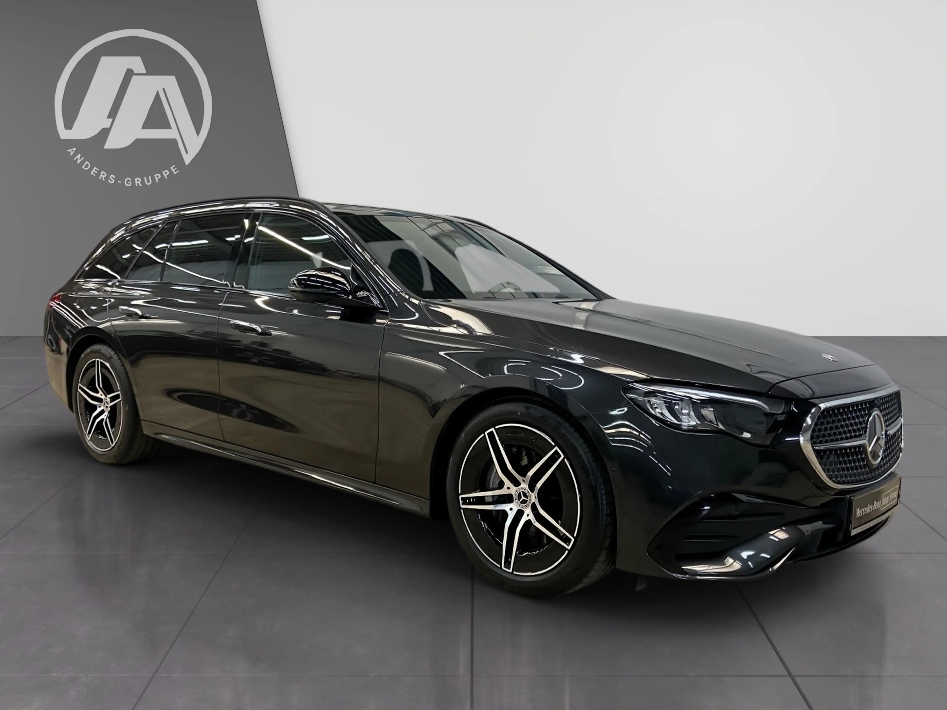 Mercedes-Benz E 220 d T AMG+Night+AHK+Kamera+LED+Navi+PDC+Pano — photo 5