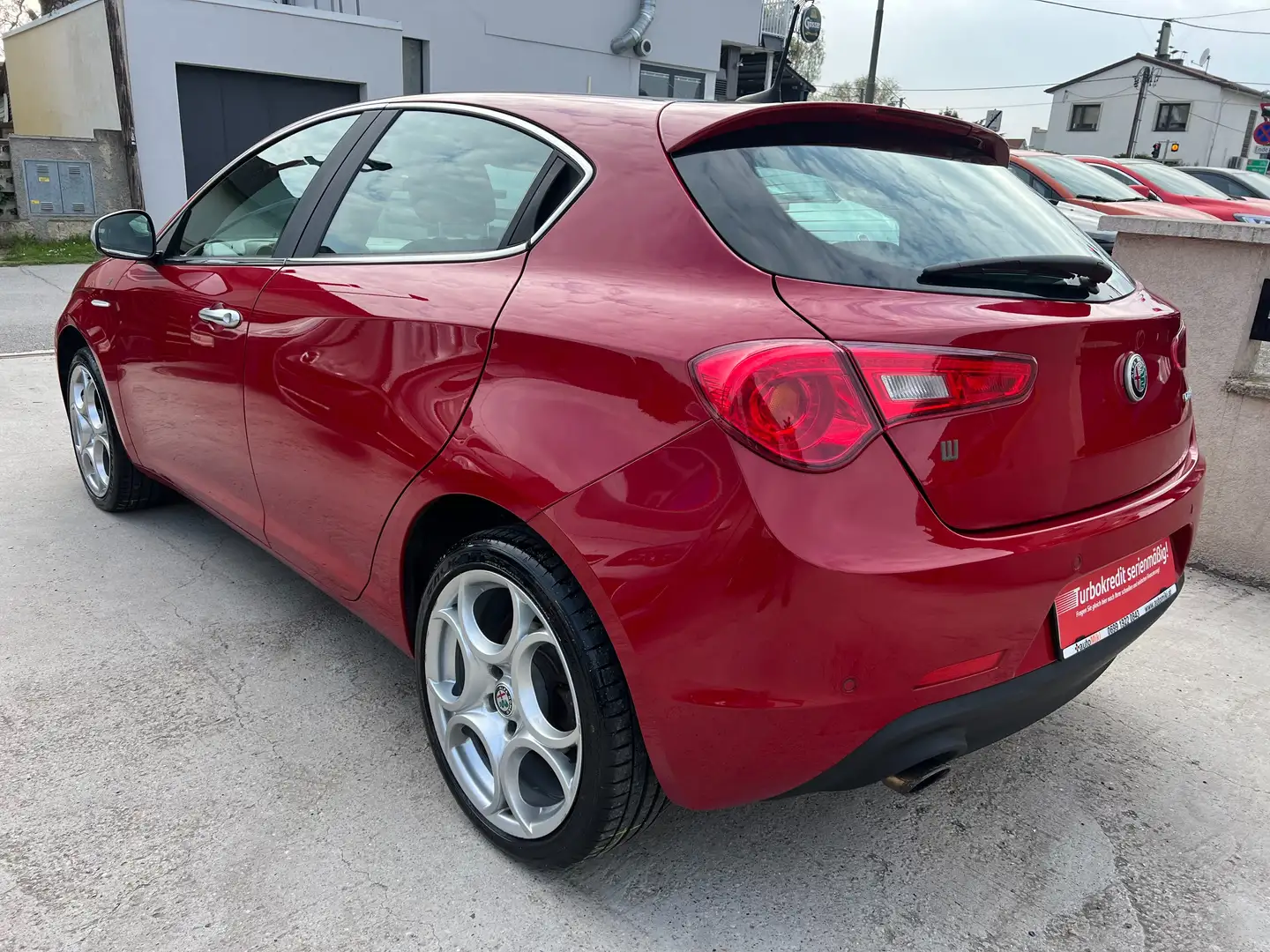 Alfa Romeo Giulietta Serie 2 1.4 TB 150PS Executive Rot - 2
