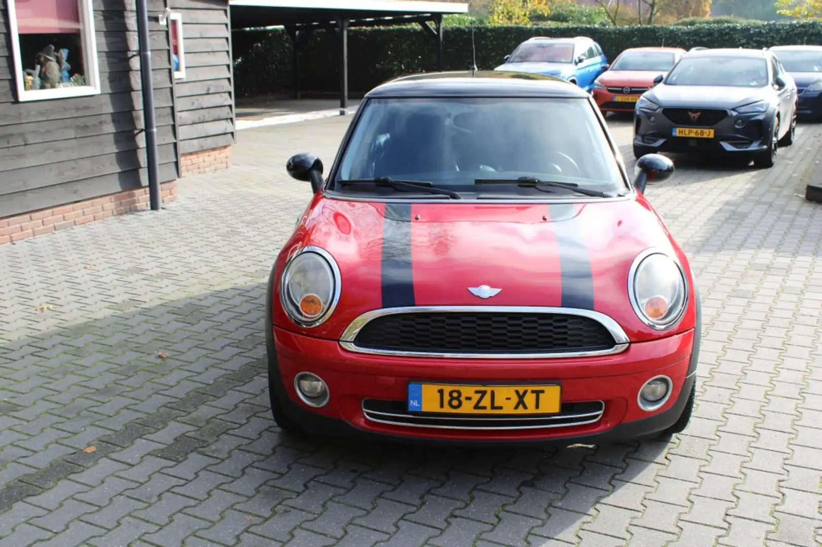 MINI Cooper 1.6 COOPER CHILI - Airco JCW Velgen Distributie ve Rosso - 2