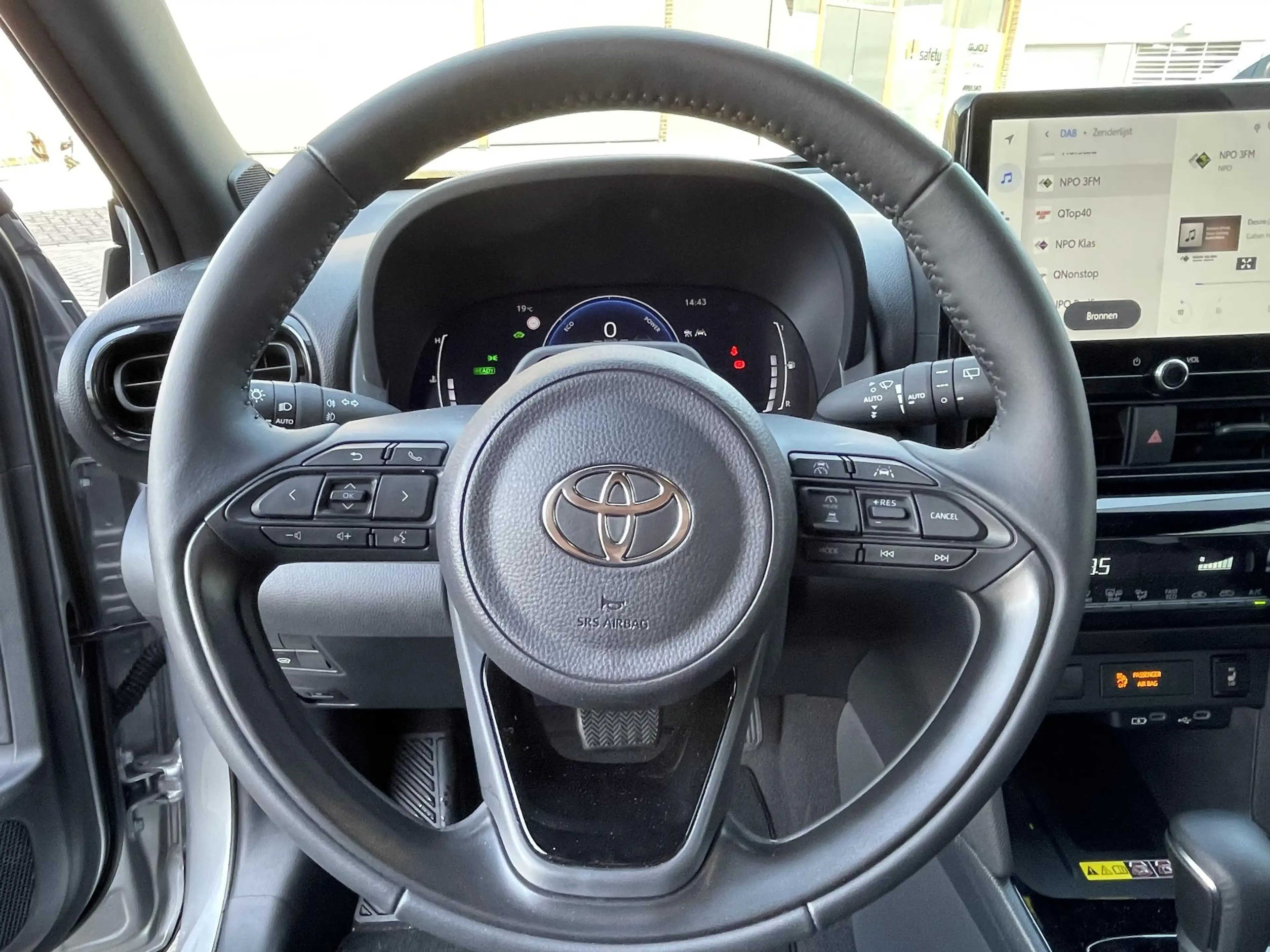 Toyota Yaris Cross 1.5 Hybrid 115 Dynamic incl Comfort pack — photo 7