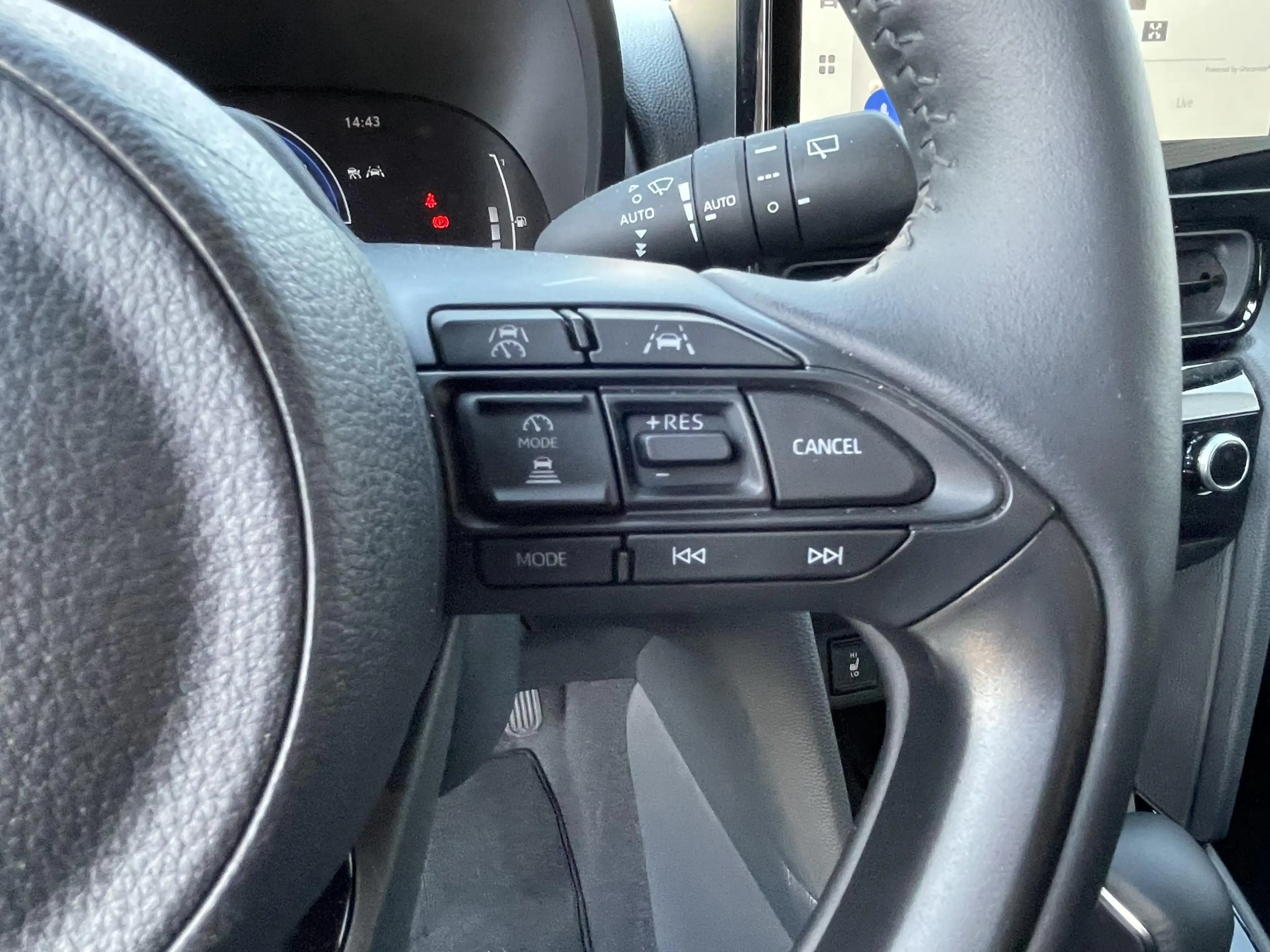 Toyota Yaris Cross 1.5 Hybrid 115 Dynamic incl Comfort pack — photo 10