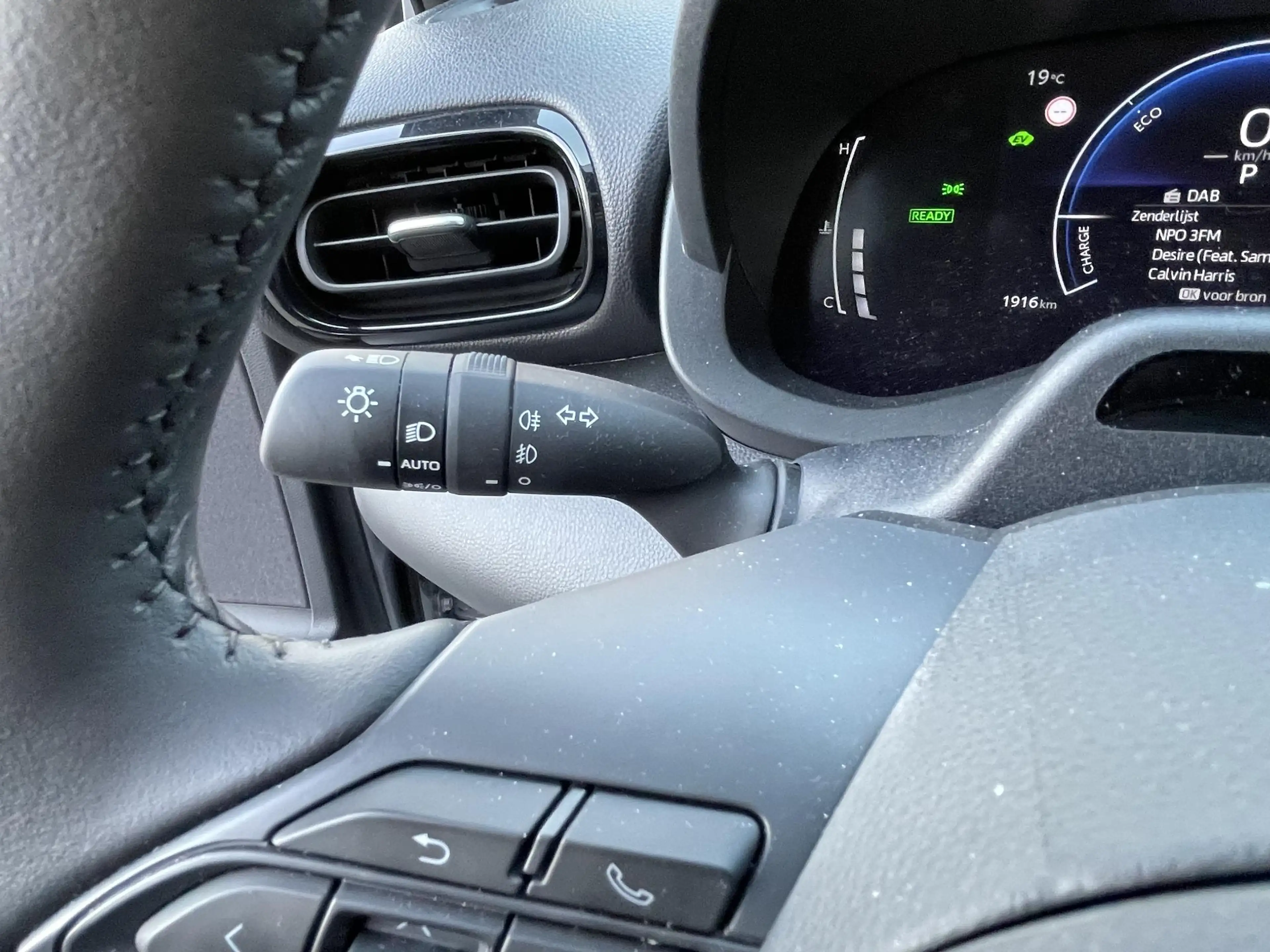 Toyota Yaris Cross 1.5 Hybrid 115 Dynamic incl Comfort pack — photo 11