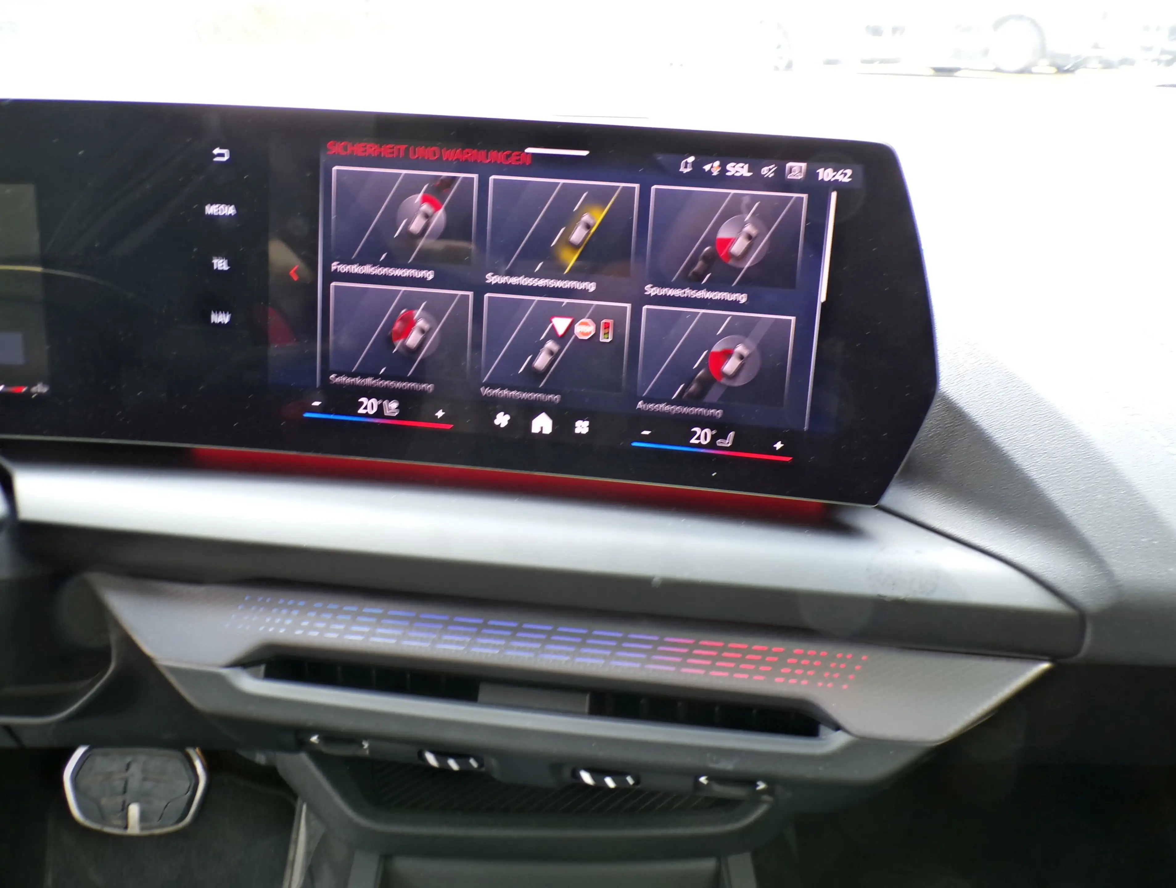 BMW 135 M xDrive Panorama HiFi-h/k 360° HuD adLED SH — photo 12