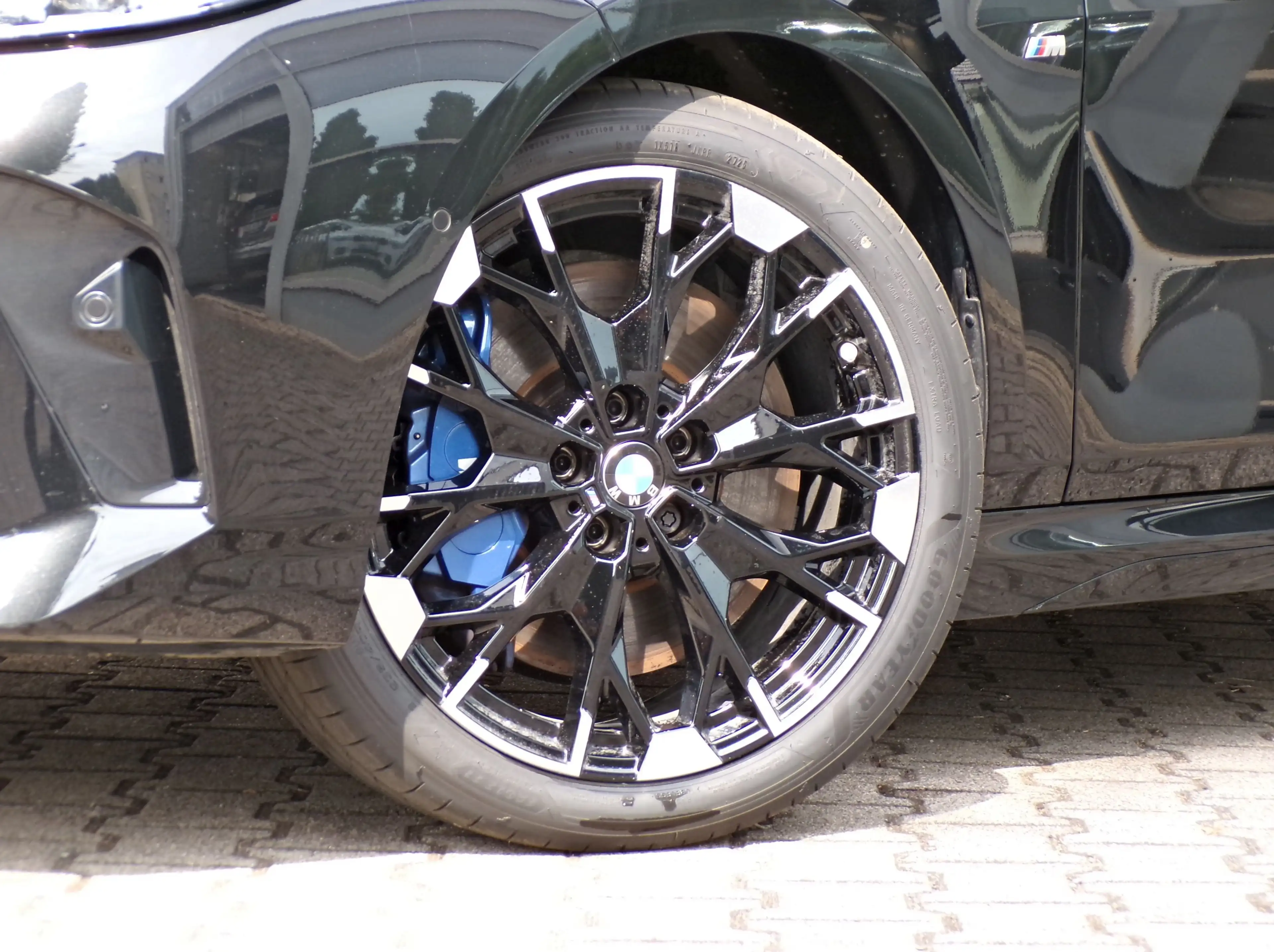 BMW 135 M xDrive Panorama HiFi-h/k 360° HuD adLED SH — photo 3