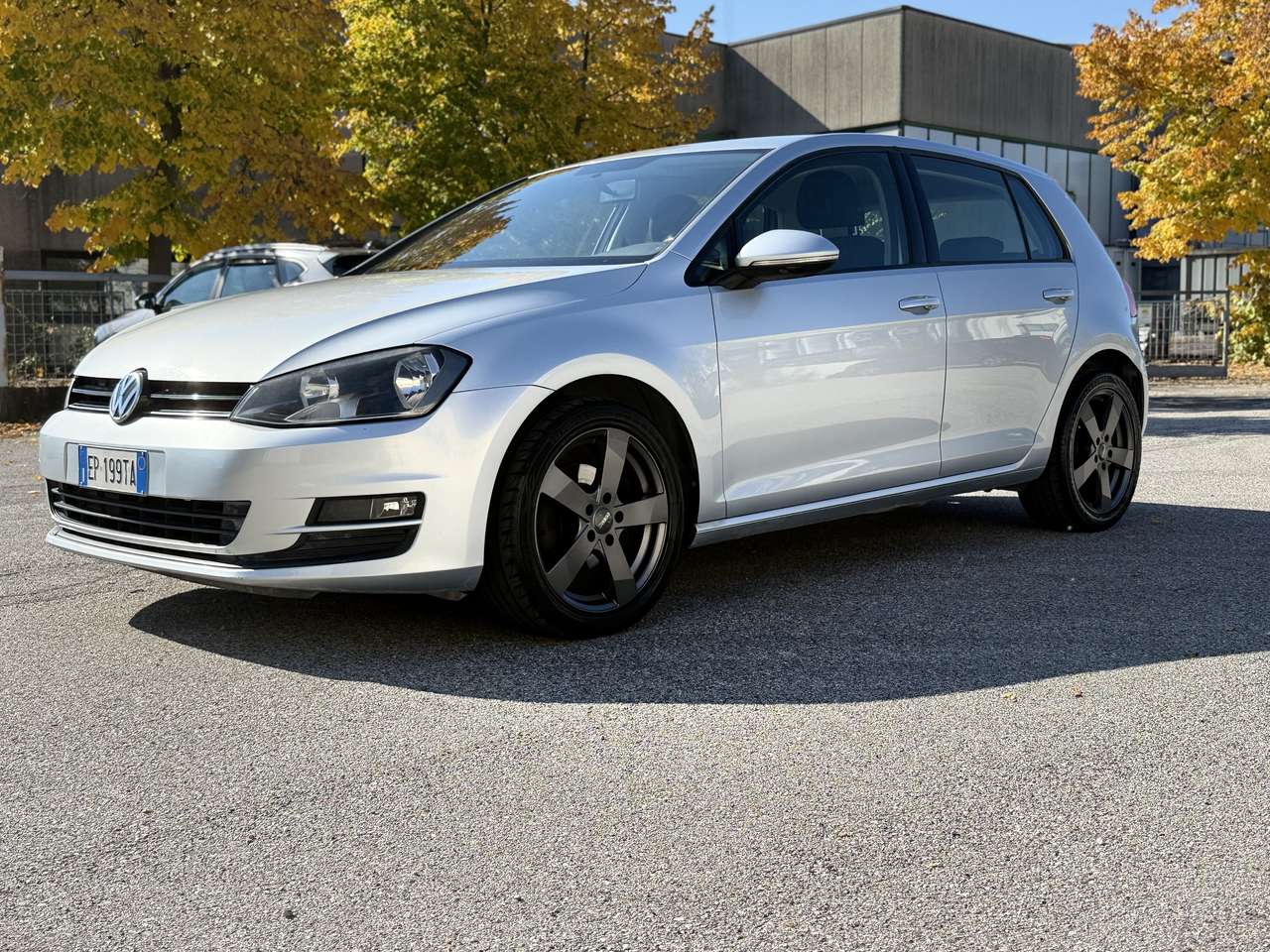 Volkswagen Golf 5p 1.6 tdi Highline