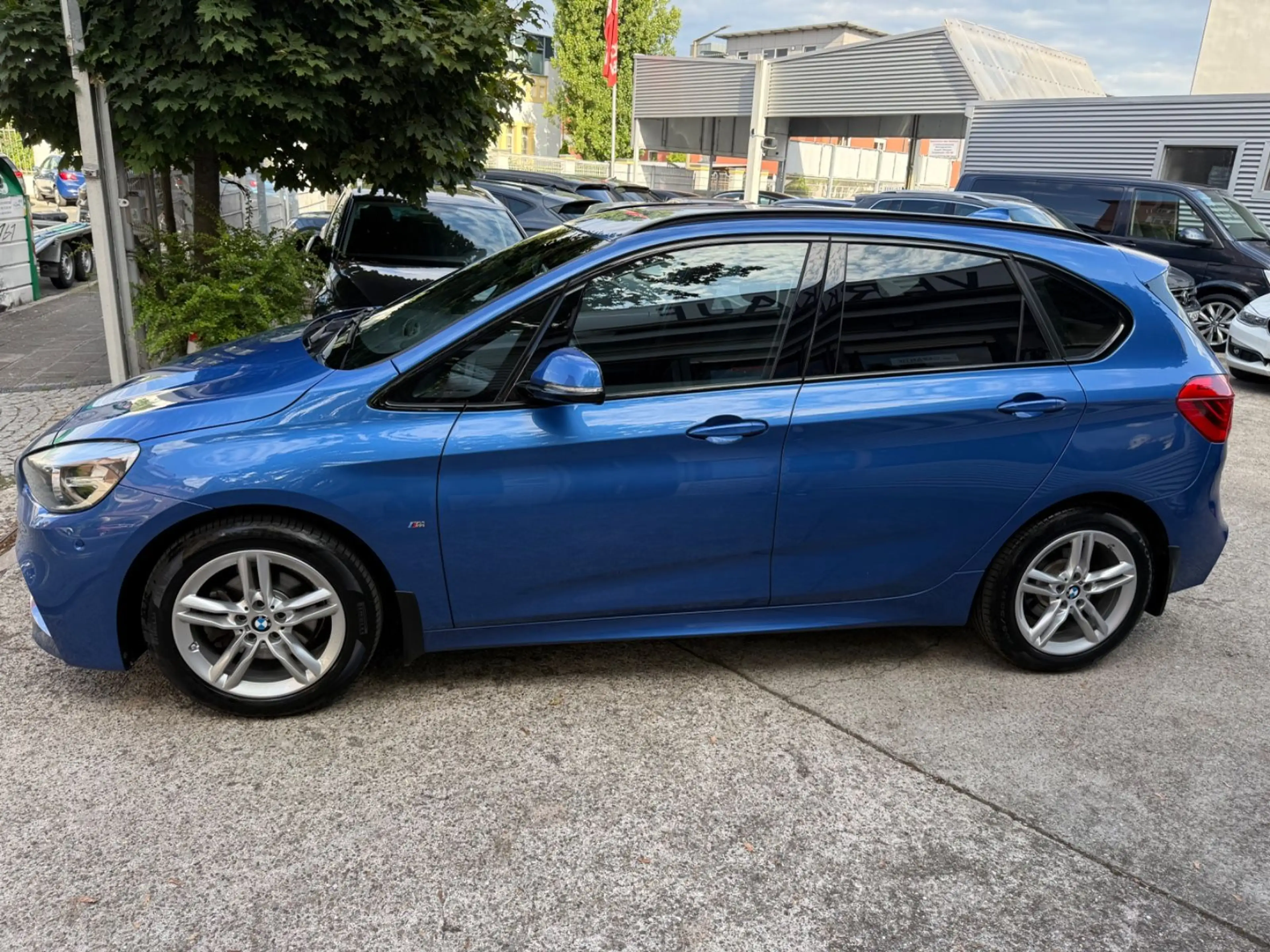 BMW 216 d Active Tourer M-PAKET/PDC/AHK/TEMPO/ — photo 12